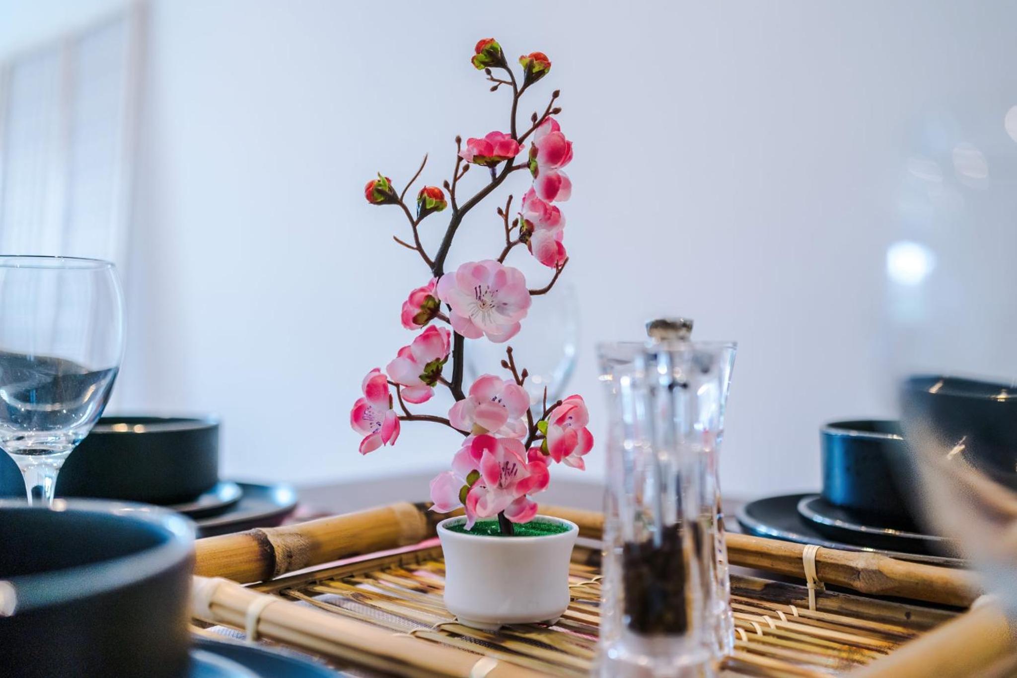 Hiroshi Ryokan - Tokyo Suite - Leeds City Centre