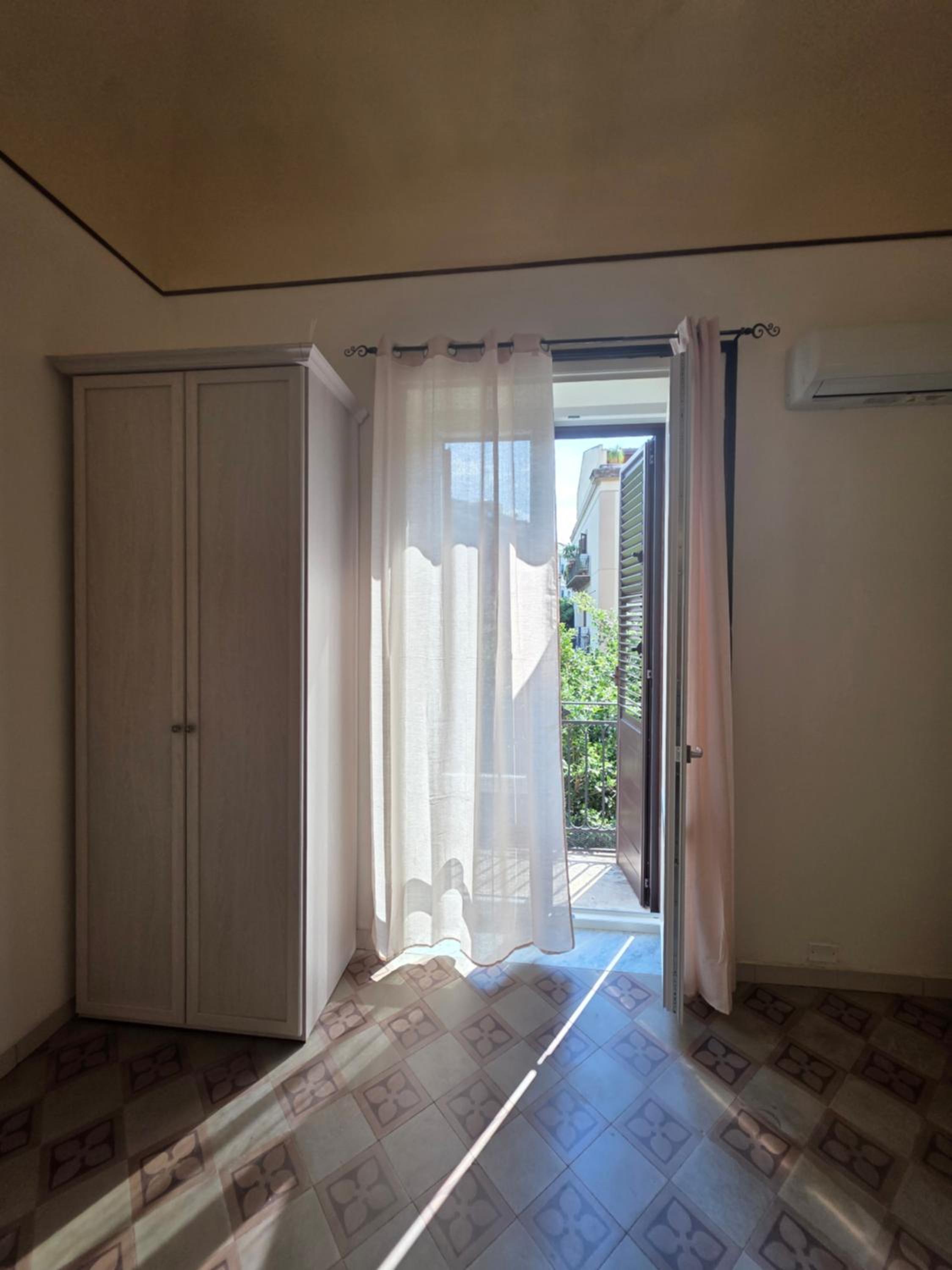 Vivaldi Holidays Historic house in the center of Palermo