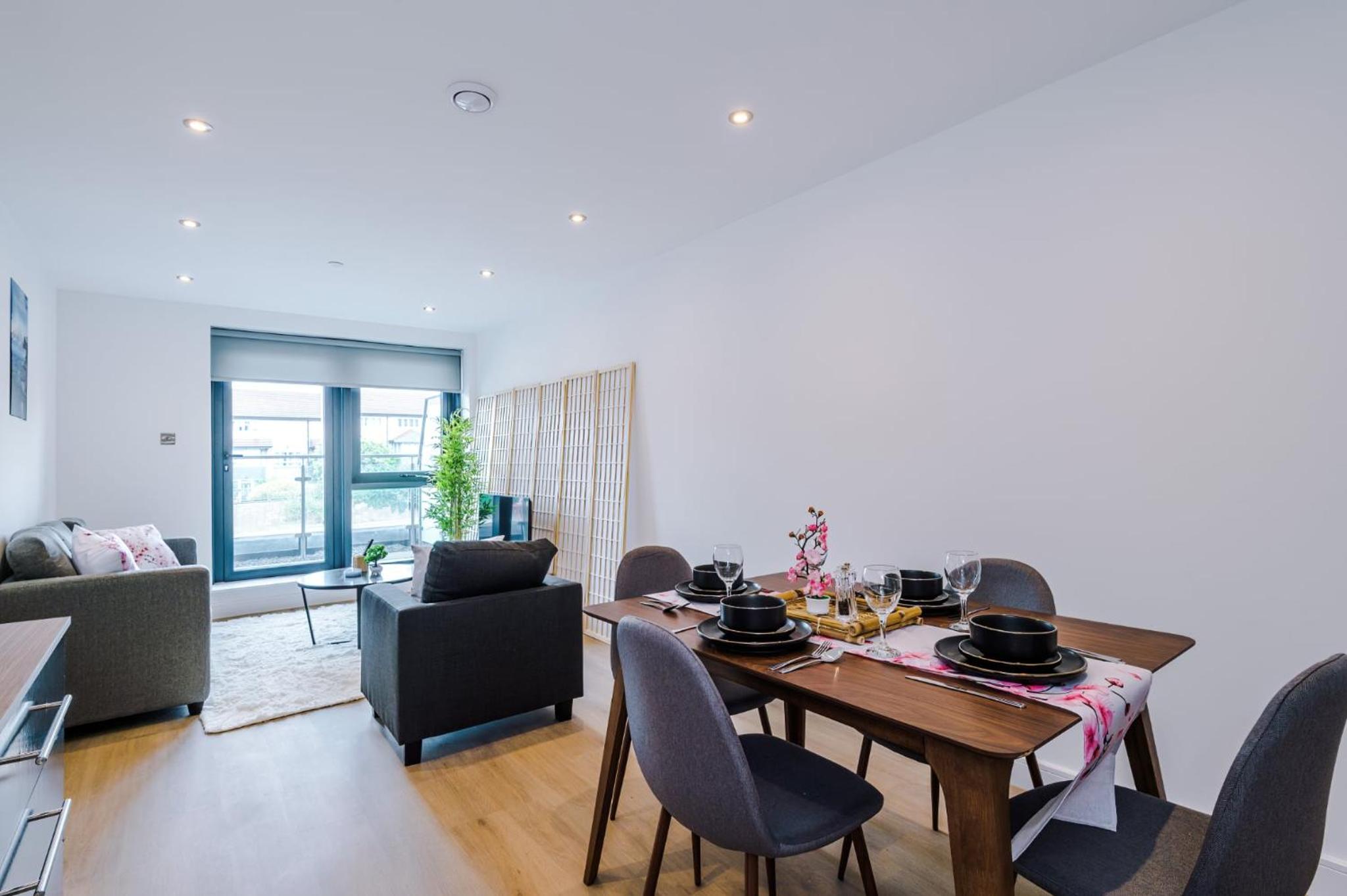 Hiroshi Ryokan - Tokyo Suite - Leeds City Centre