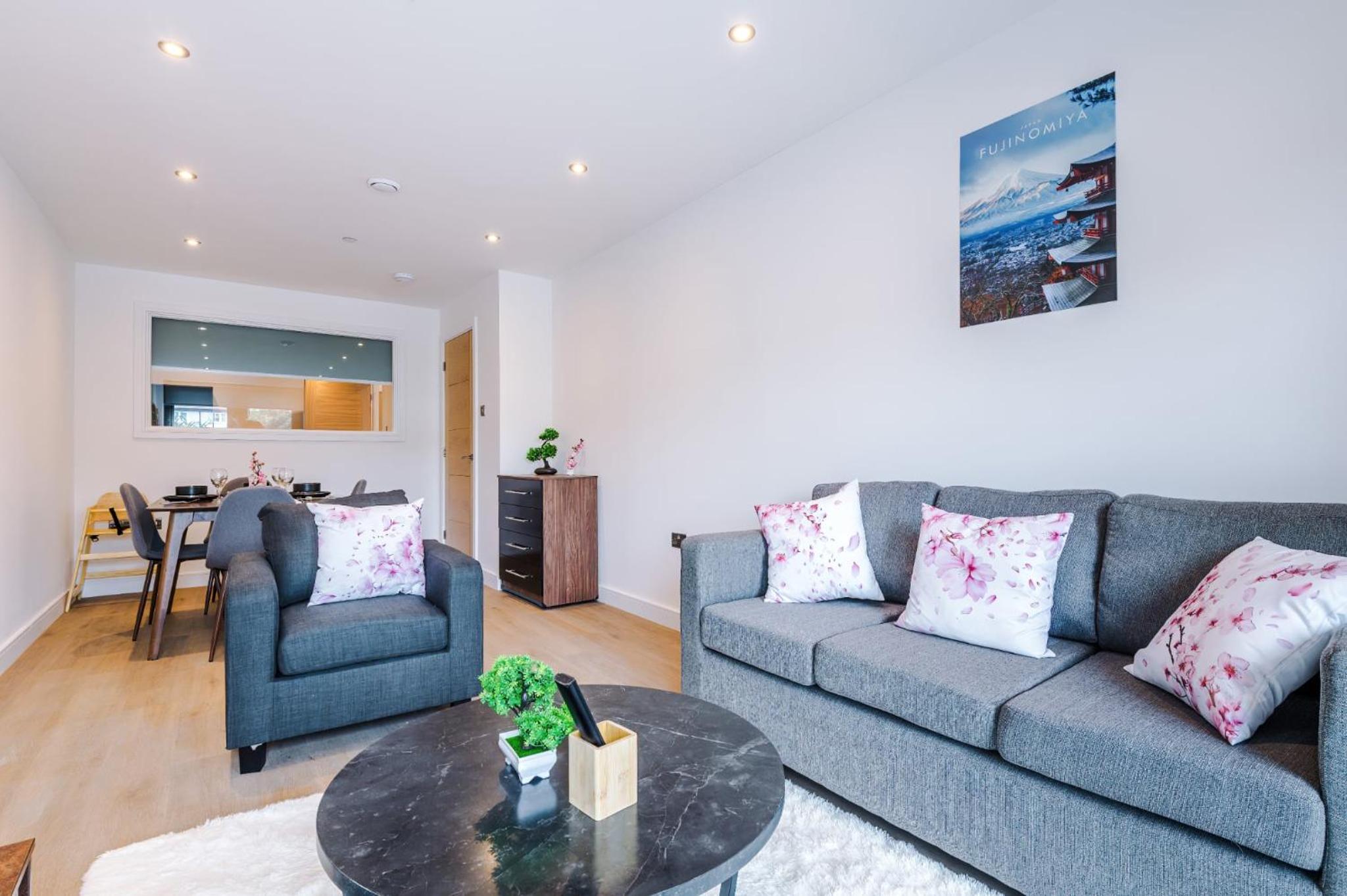 Hiroshi Ryokan - Tokyo Suite - Leeds City Centre