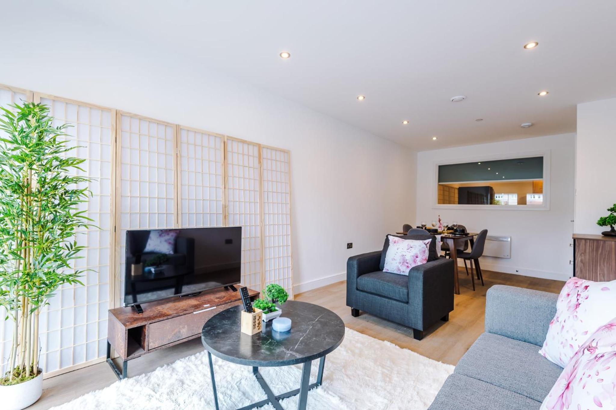Hiroshi Ryokan - Tokyo Suite - Leeds City Centre
