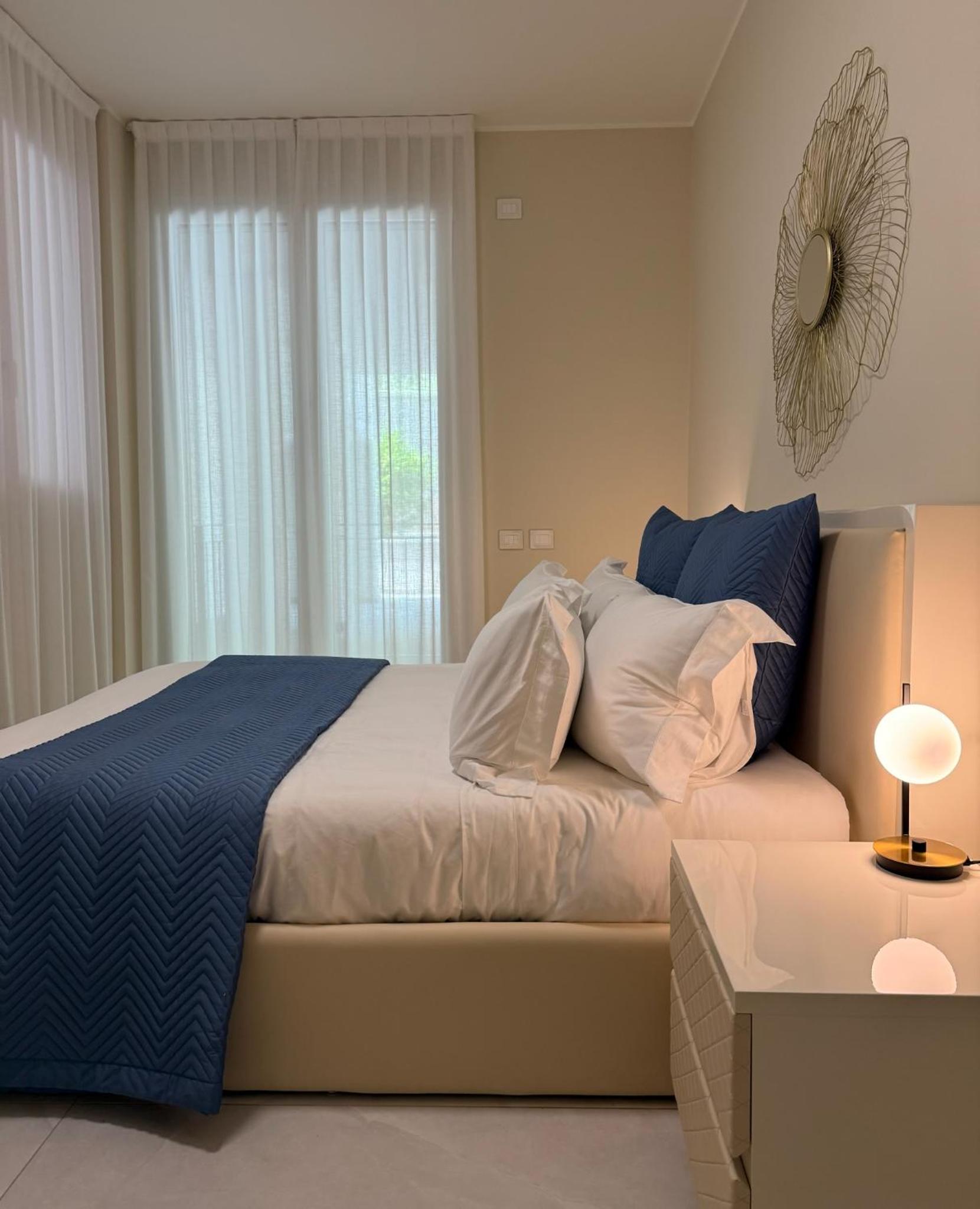 Borgo Vico Luxury Suites - by MyHomeInComo