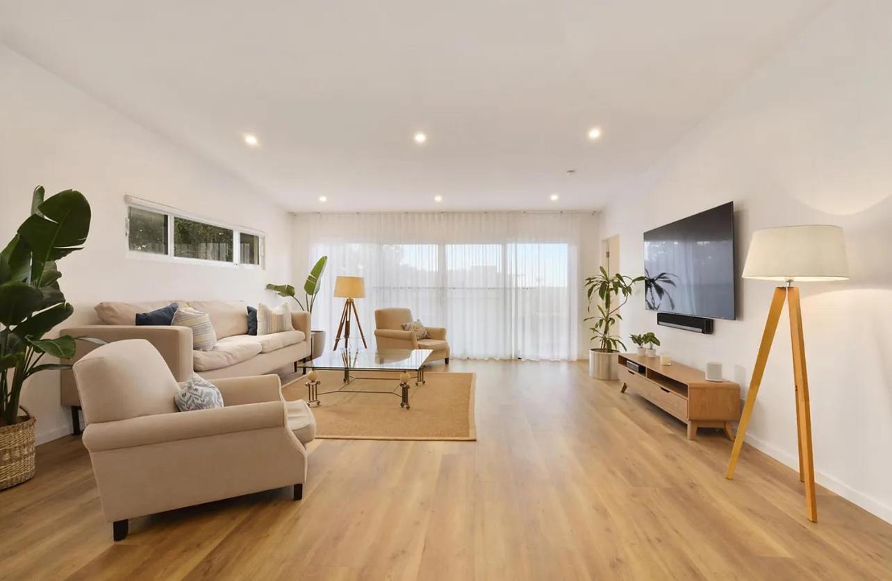 Affordable Luxury Stay Near Manly Beach