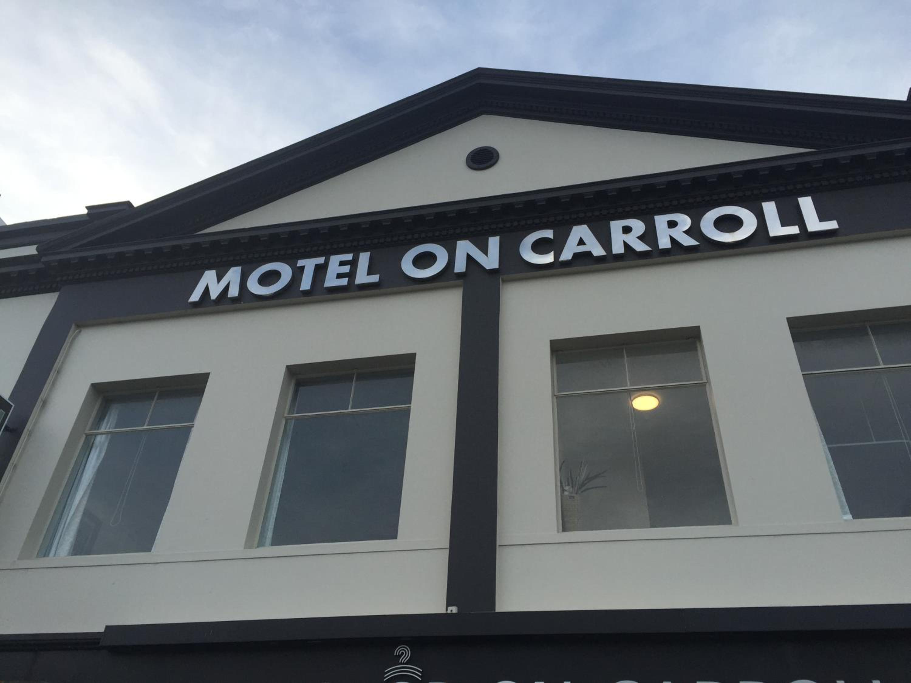 Motel on Carroll — Dunedin, New Zealand