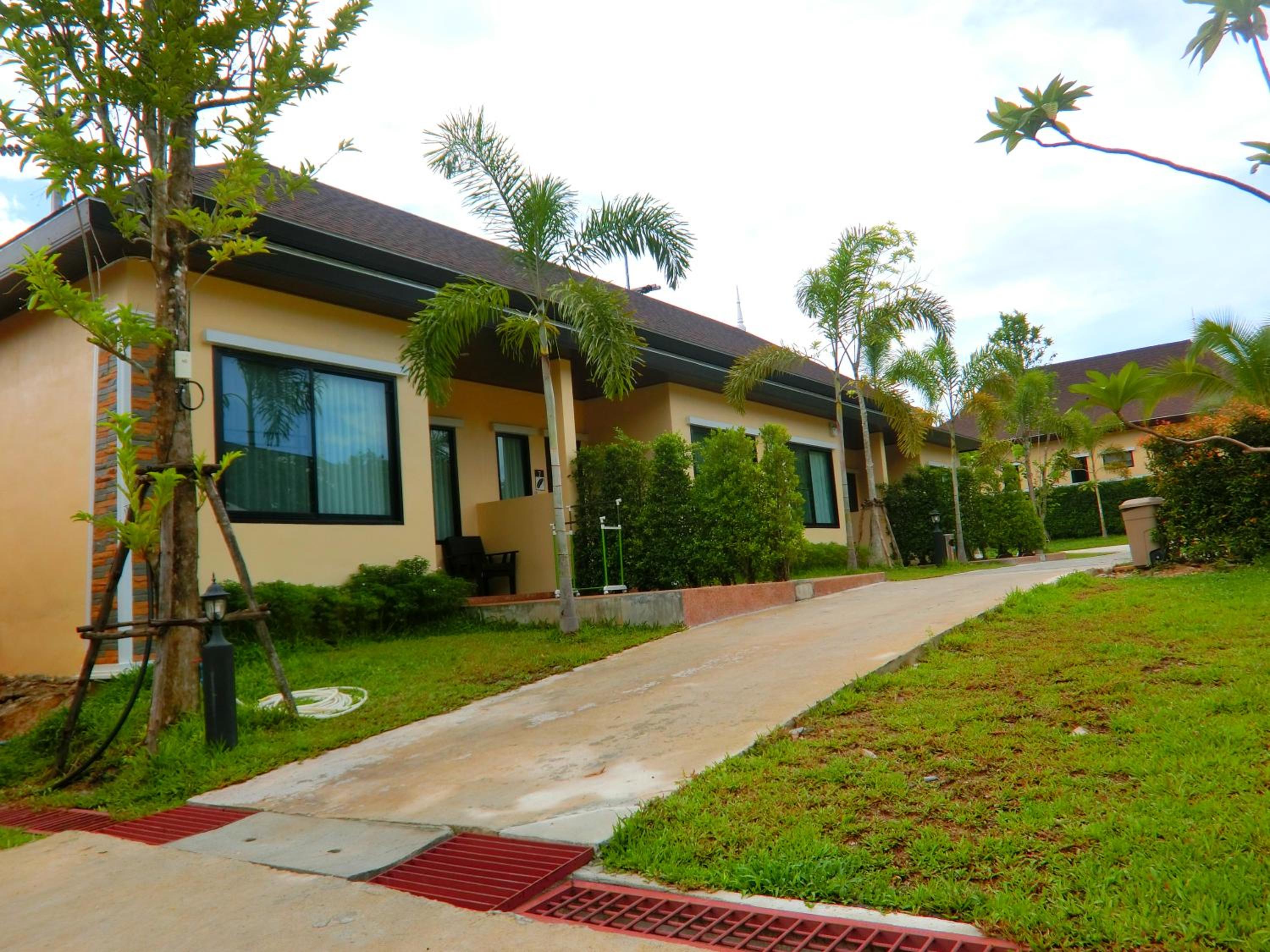 Aonang Oscar Pool Villas - Free Shuttle to Aonang Beach -shared pool - private pool