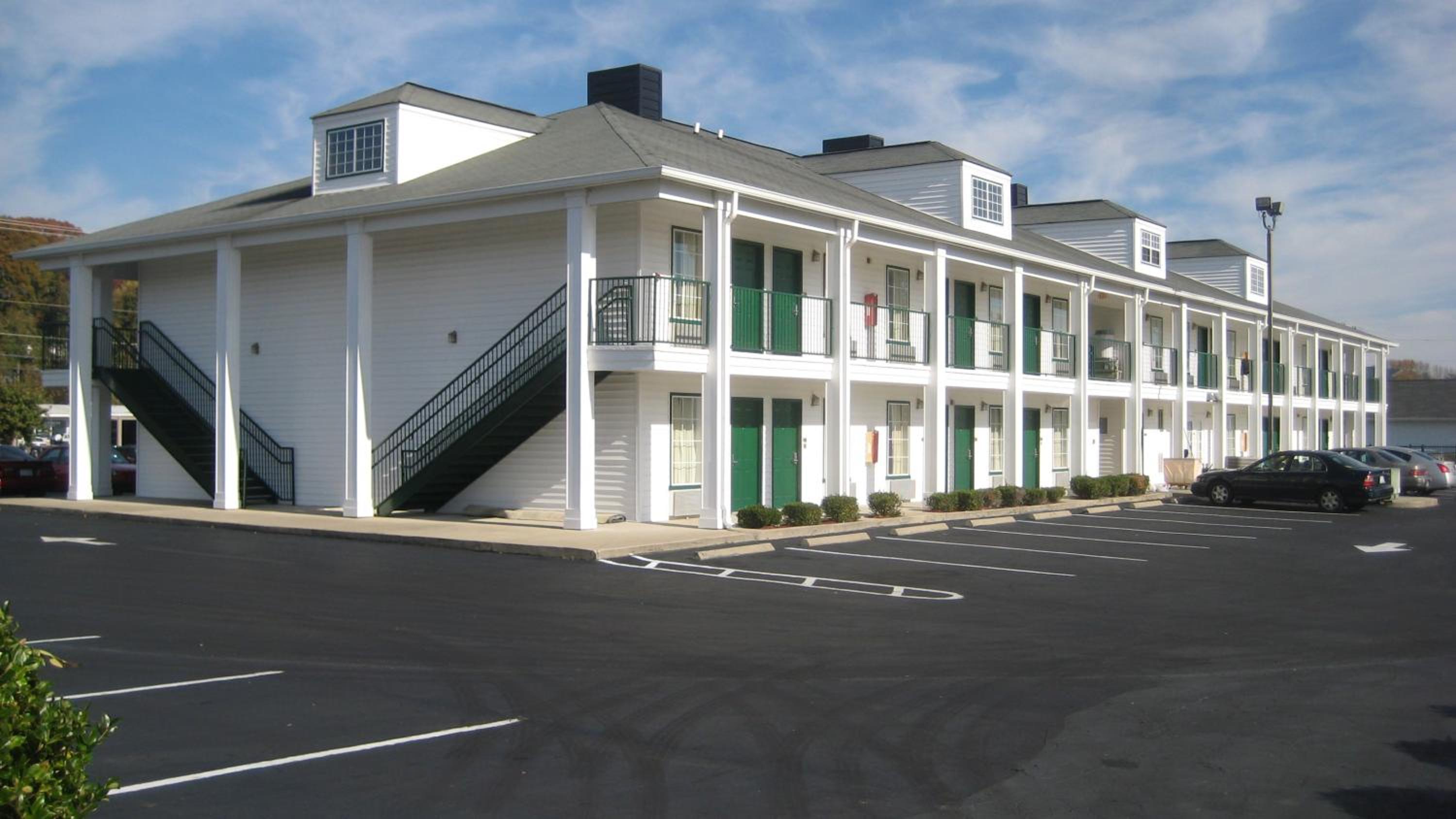American Motel - Lenoir view 5