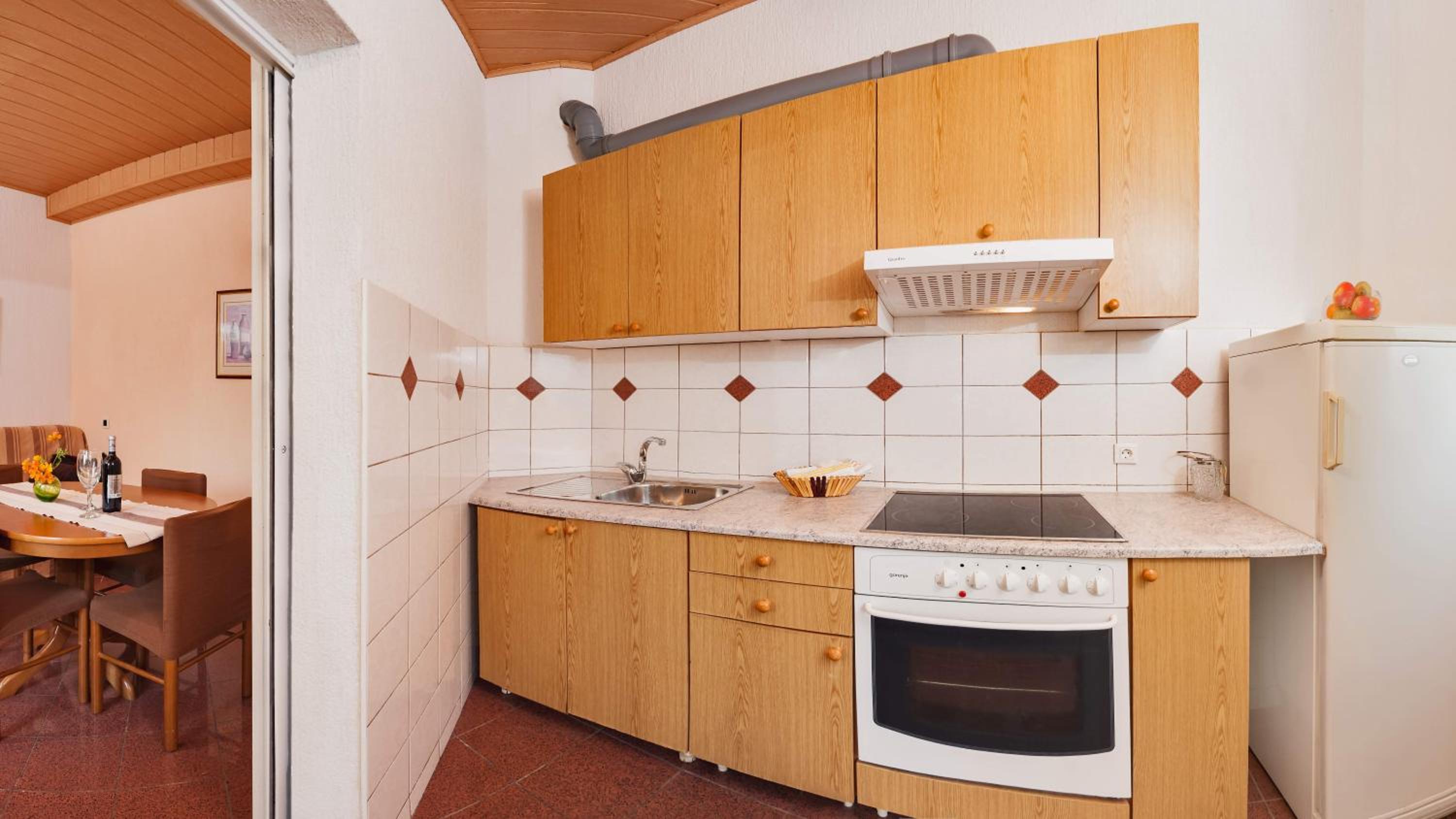 Beach Resort Apartments Bucina view 4