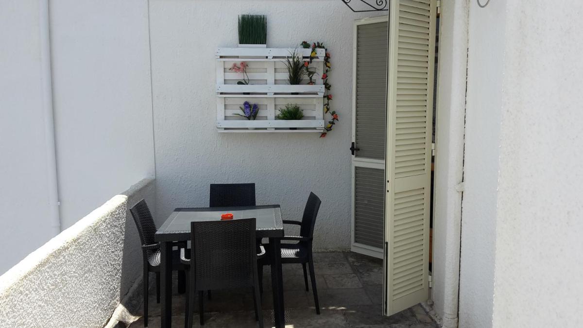 outdoor BBQ area