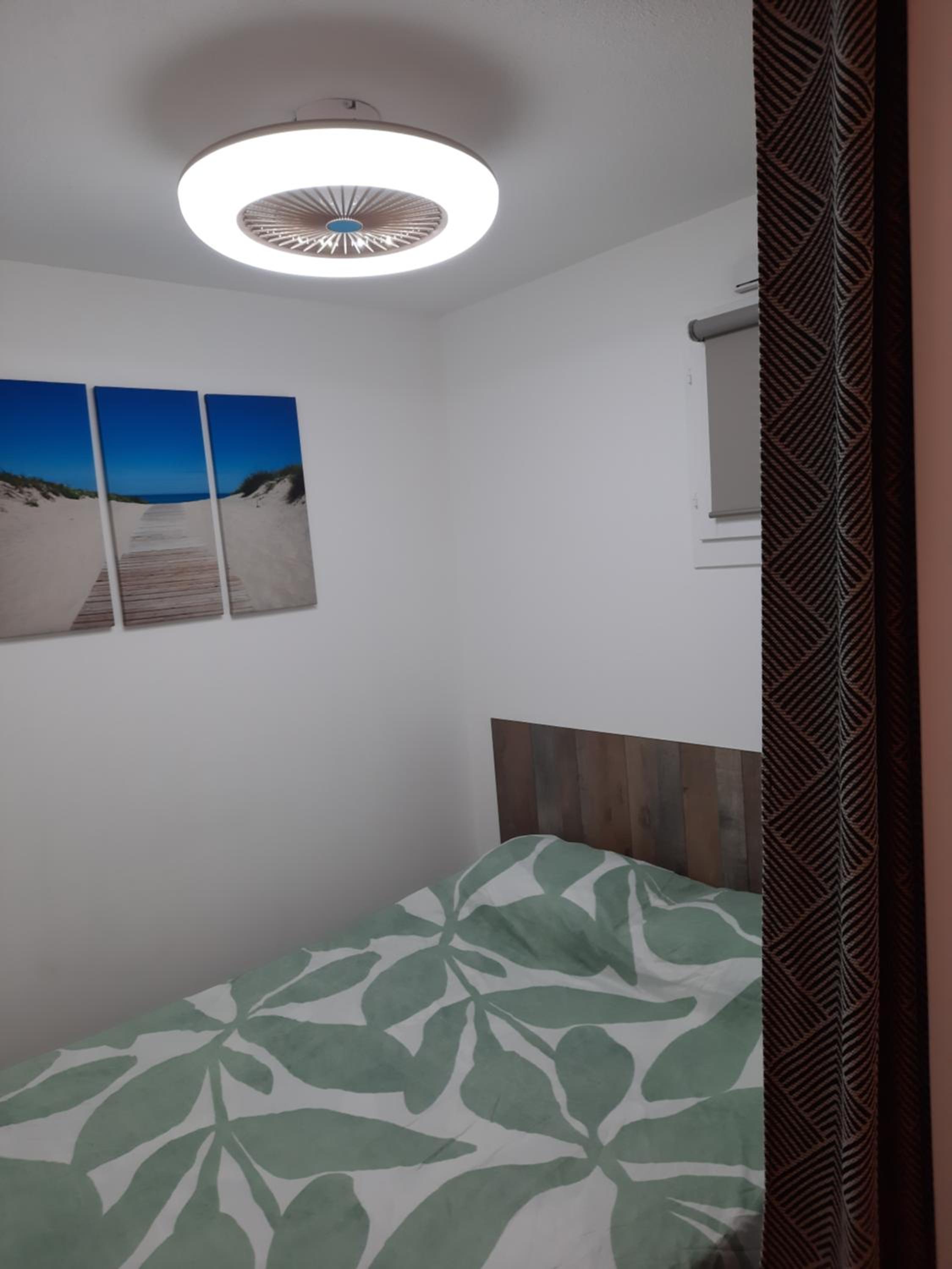 Appart avec loggia en front de mer et superbe vue