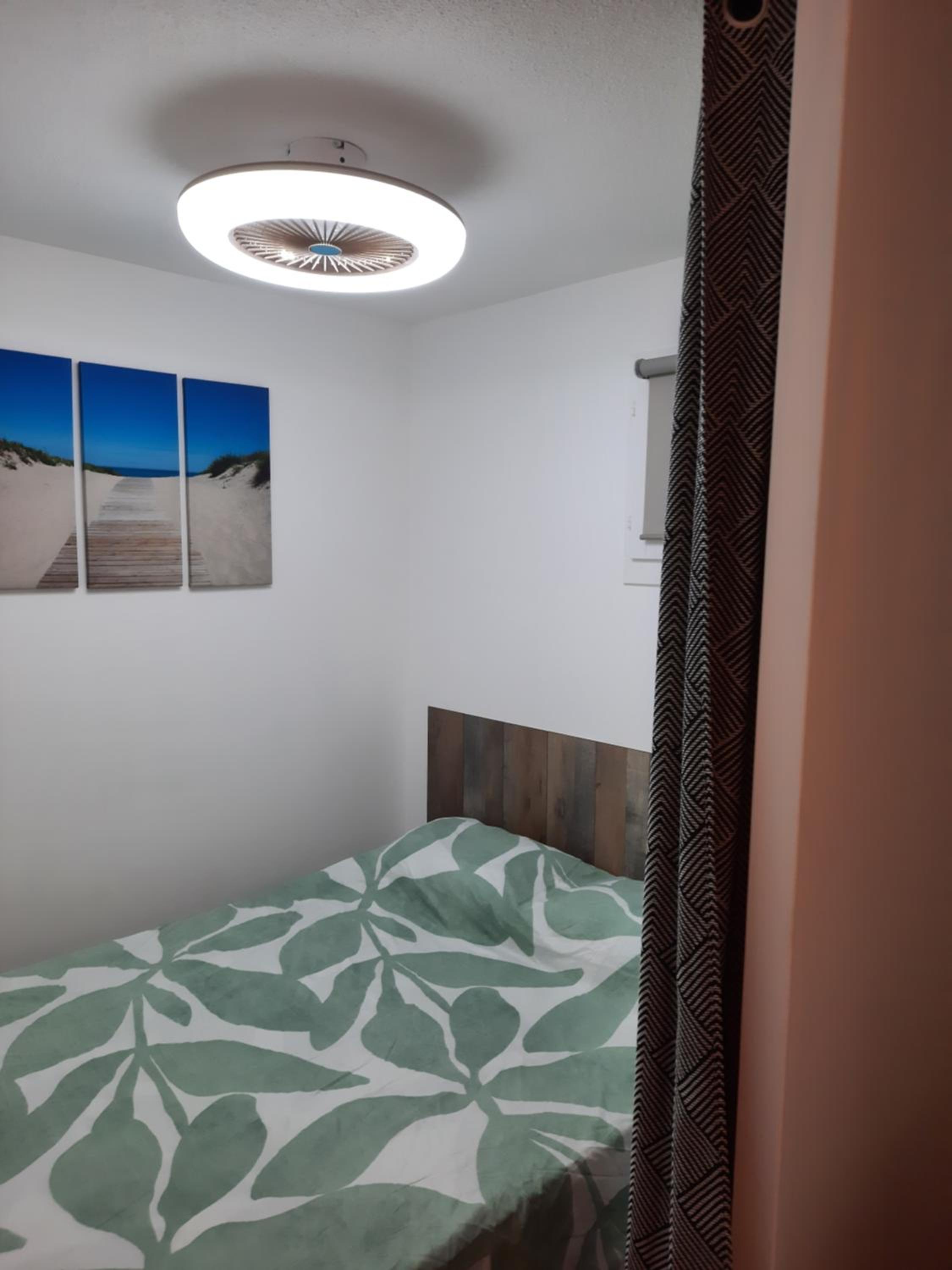 Appart avec loggia en front de mer et superbe vue