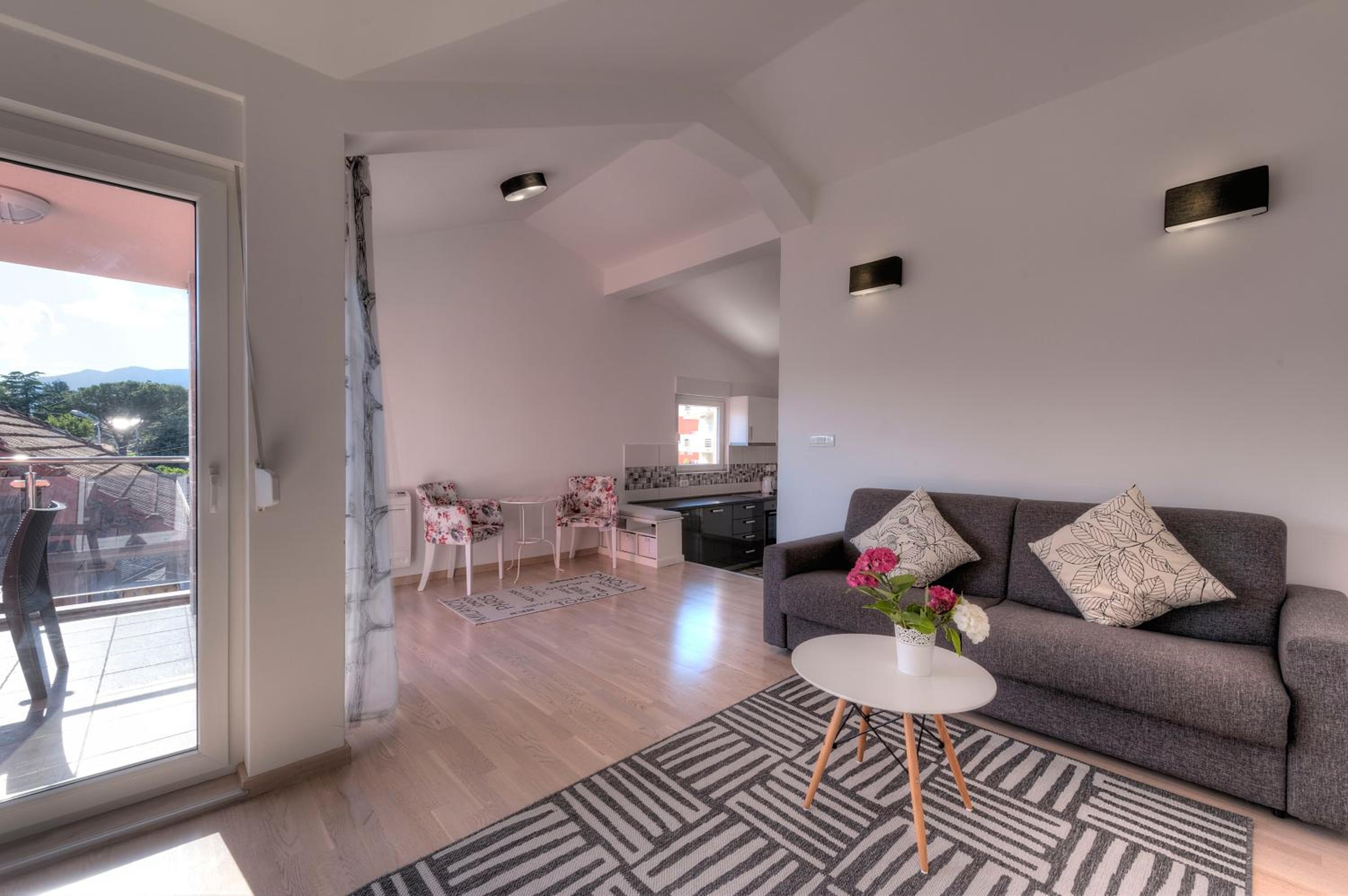 Apartments Delfin