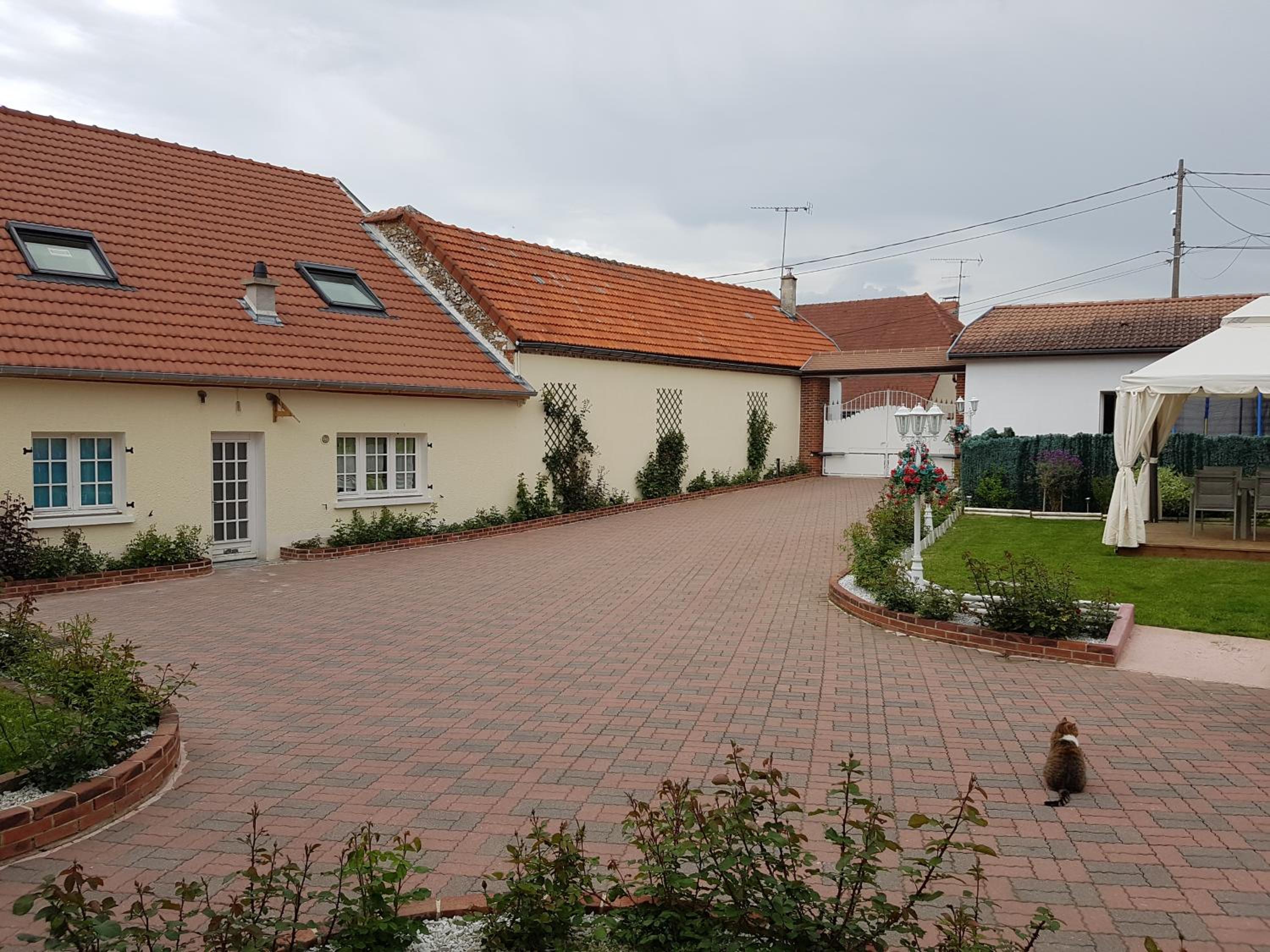 Photo 25