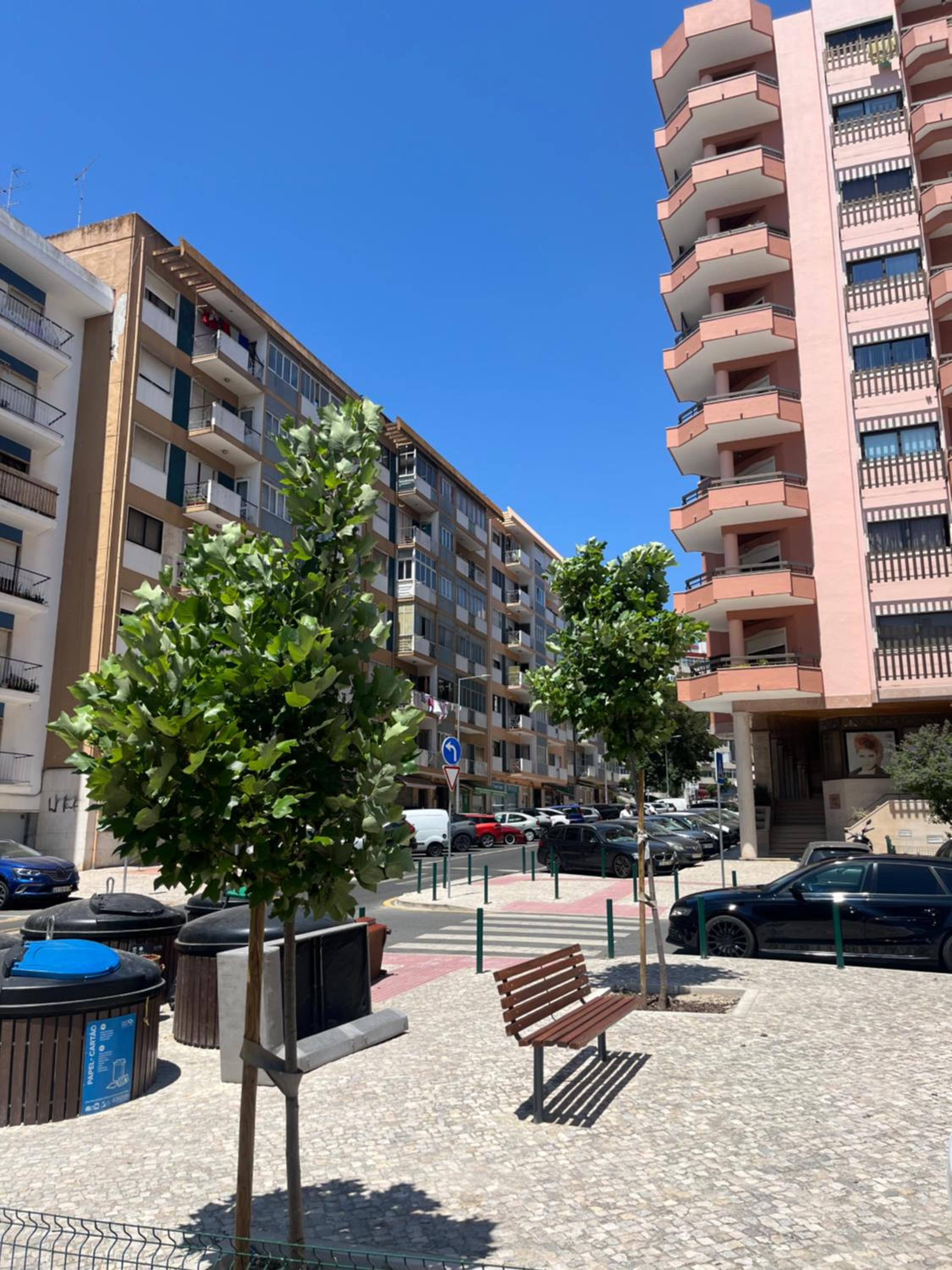 Modern 2BR Apartment with City Views I Near Lisbon by LivinInLisboa
