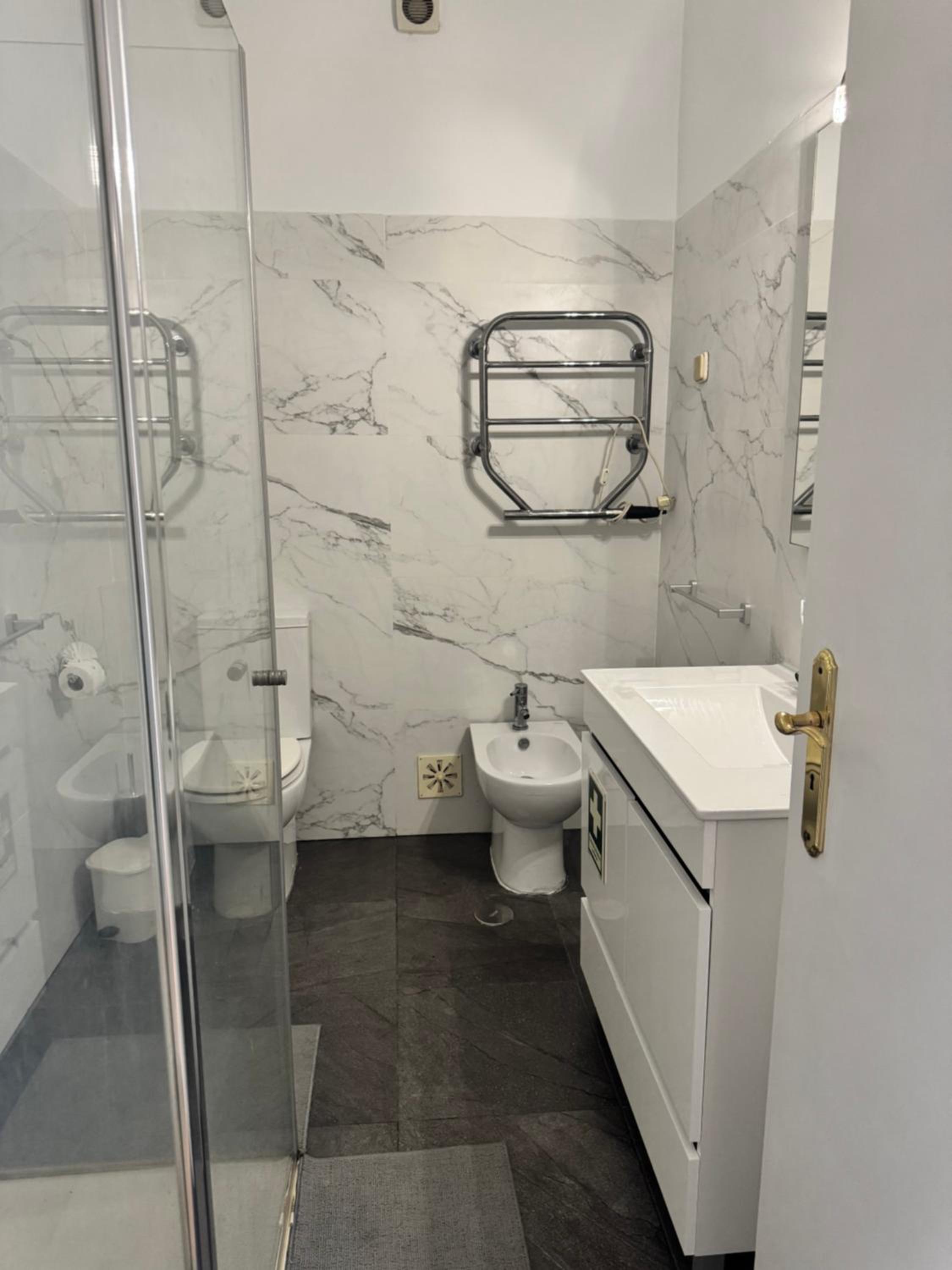 Modern 2BR Apartment with City Views I Near Lisbon by LivinInLisboa