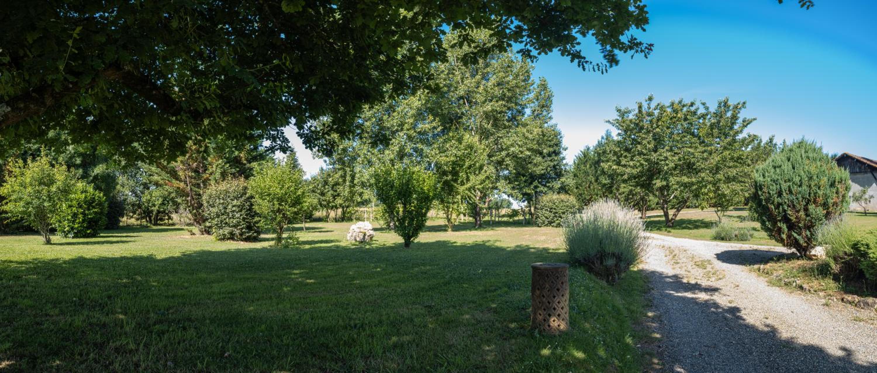 Domaine de Pourrouquet - Chambres d'hôtes de charme avec piscine et spa