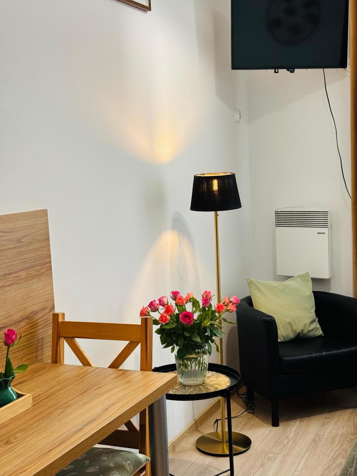 Krakow Apartments & Rooms
