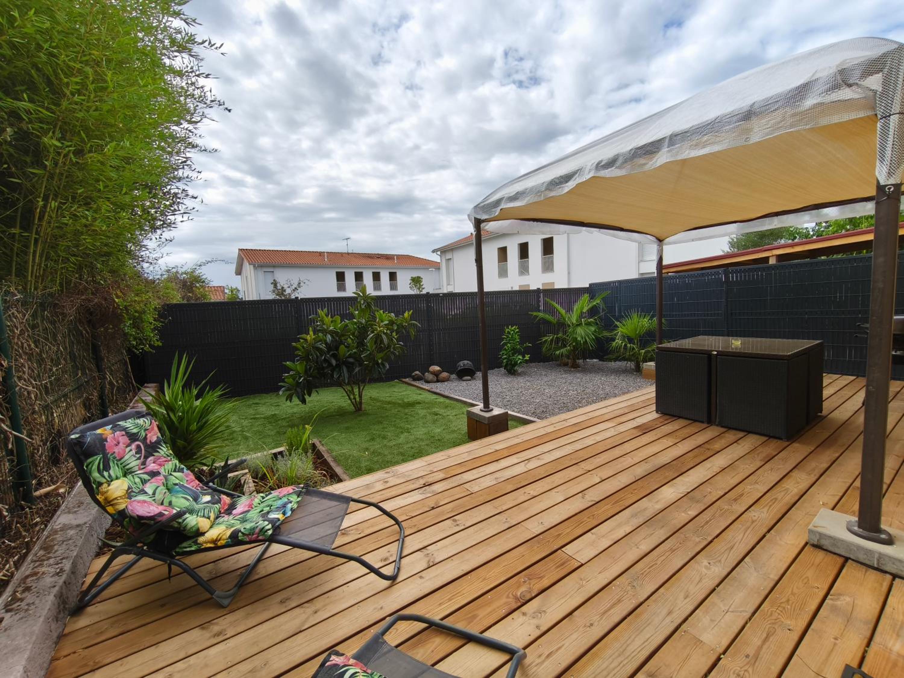 Maison duplex Bisca avec jardin