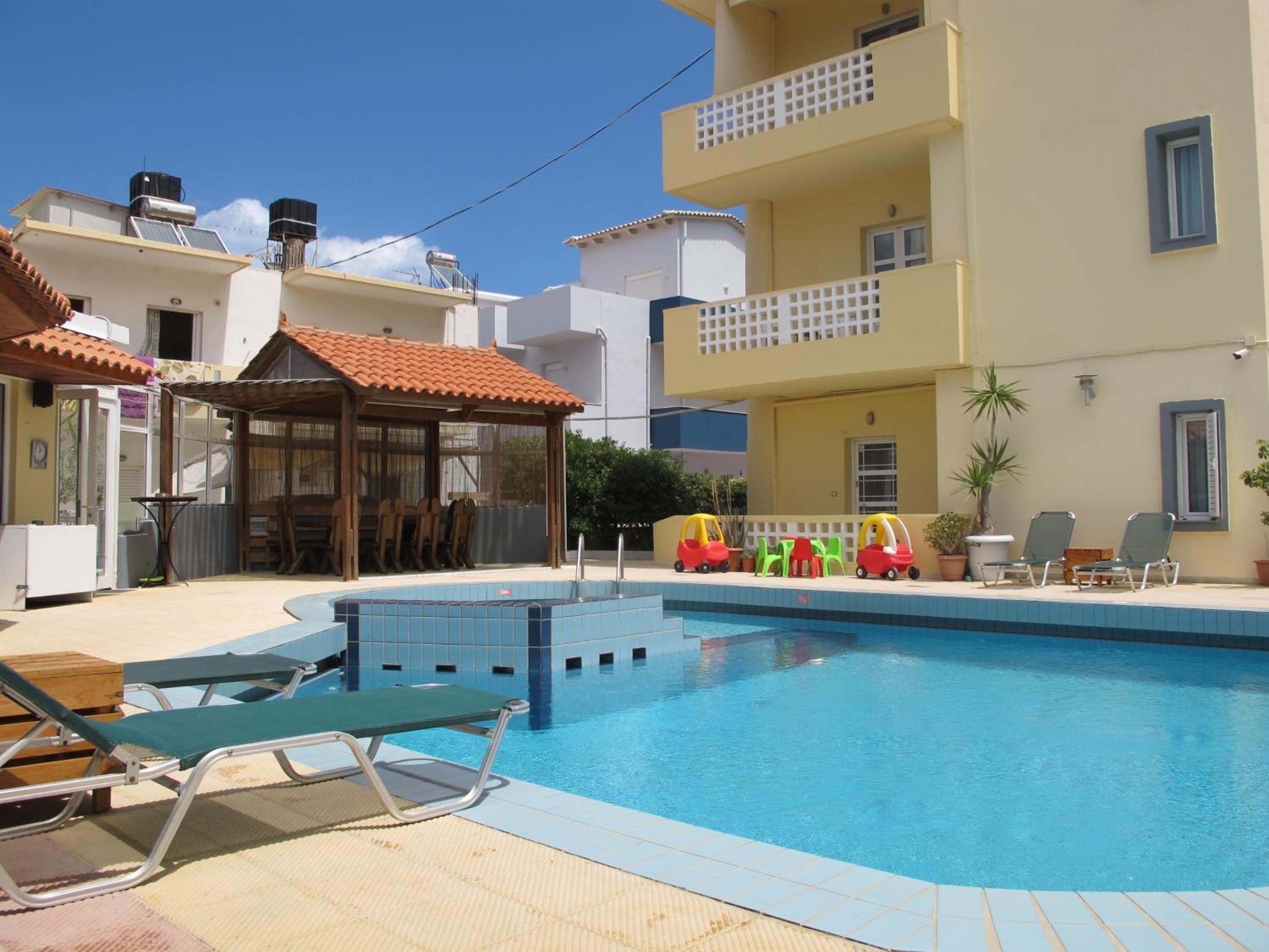 Albatross Apartments