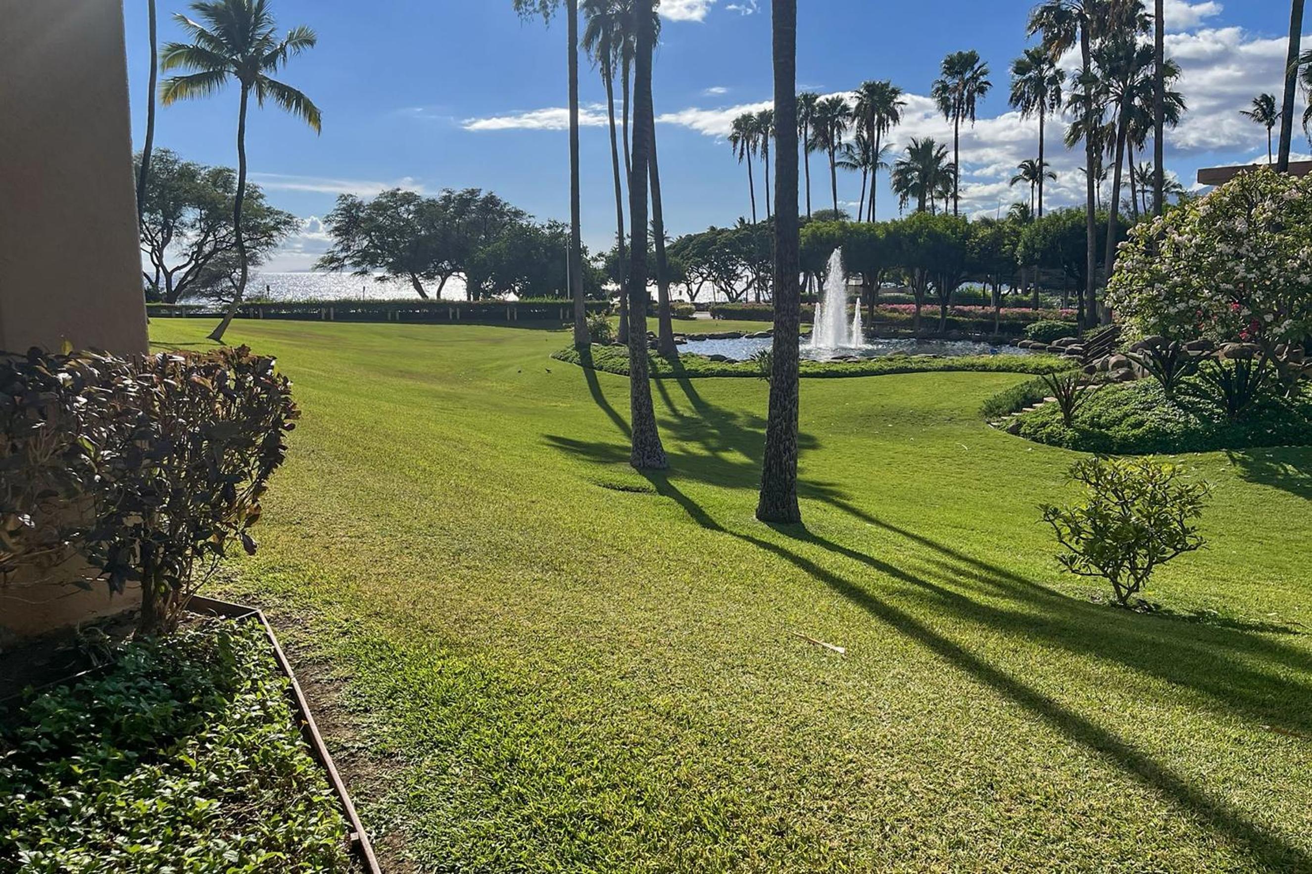 Kamaole Sands 10-113 - Ocean View, Ground Level, Stunning Renovation, Split-AC!