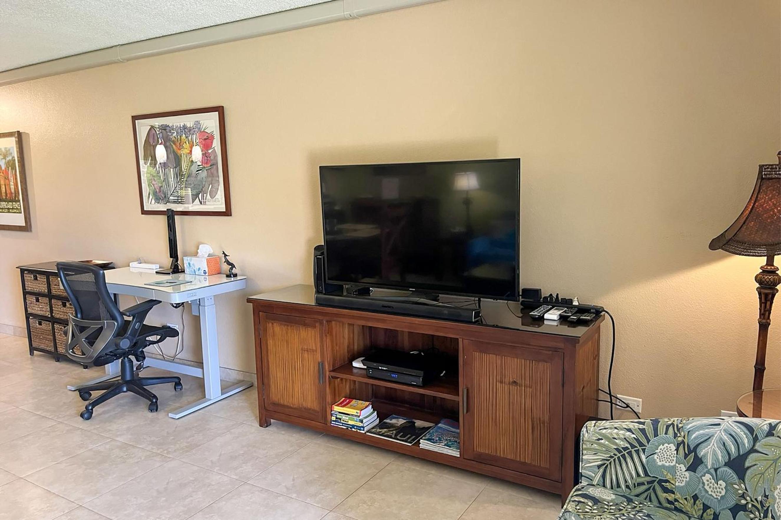Kamaole Sands 10-113 - Ocean View, Ground Level, Stunning Renovation, Split-AC!