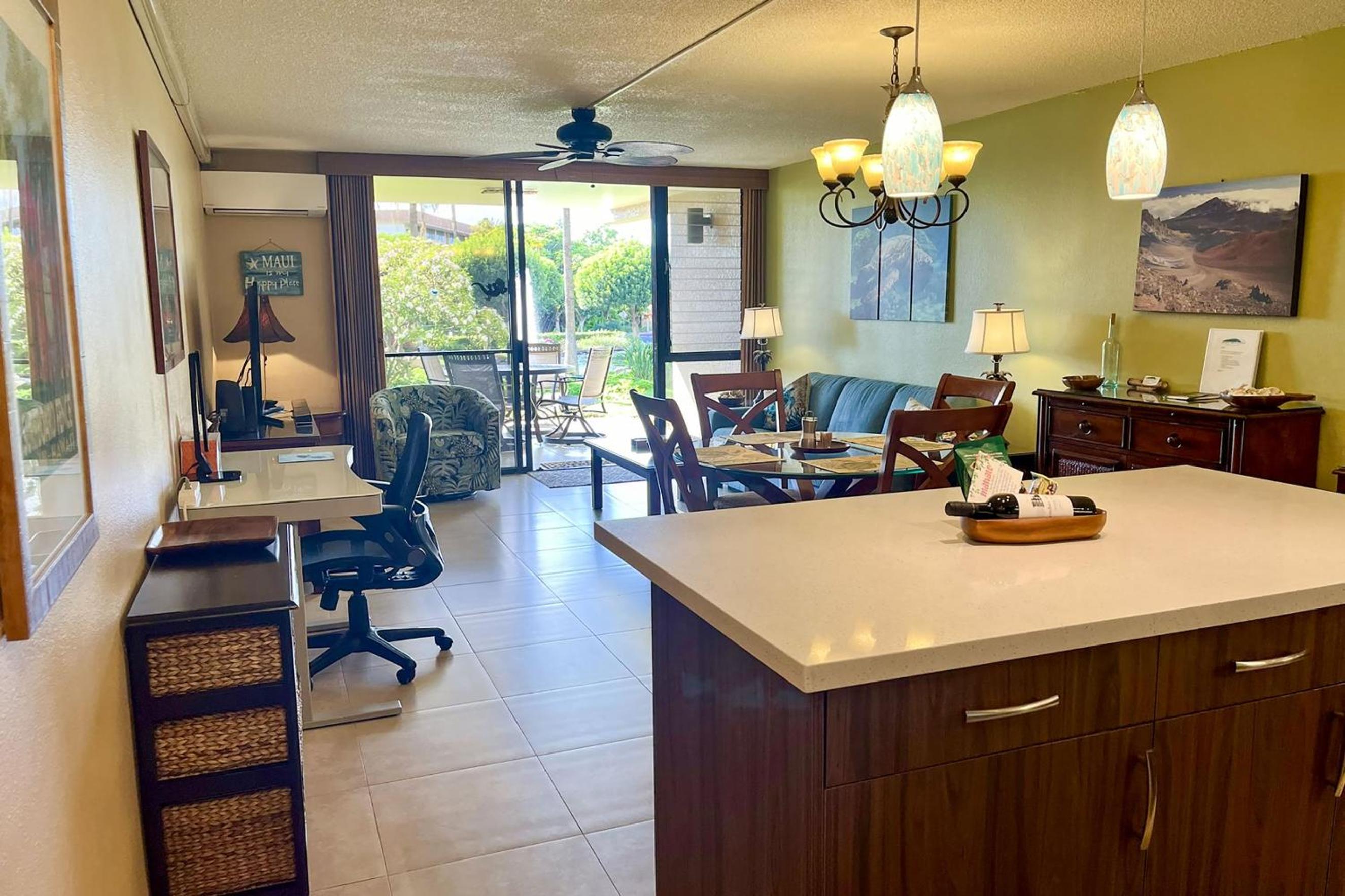 Kamaole Sands 10-113 - Ocean View, Ground Level, Stunning Renovation, Split-AC!