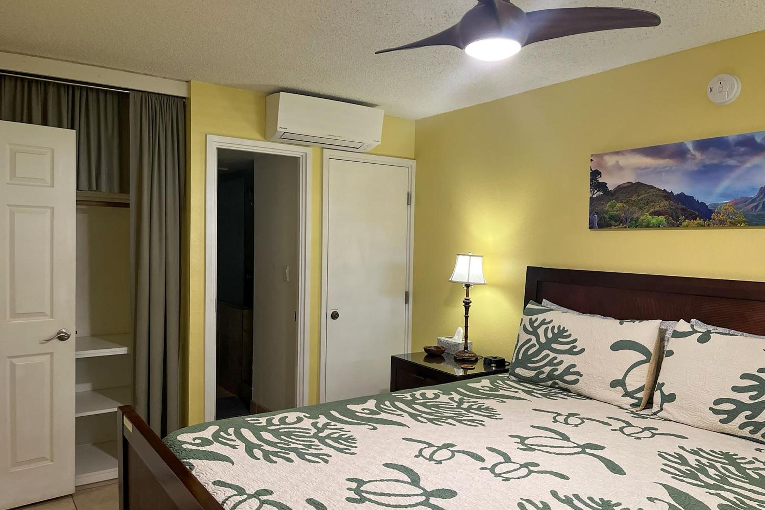 Kamaole Sands 10-113 - Ocean View, Ground Level, Stunning Renovation, Split-AC!