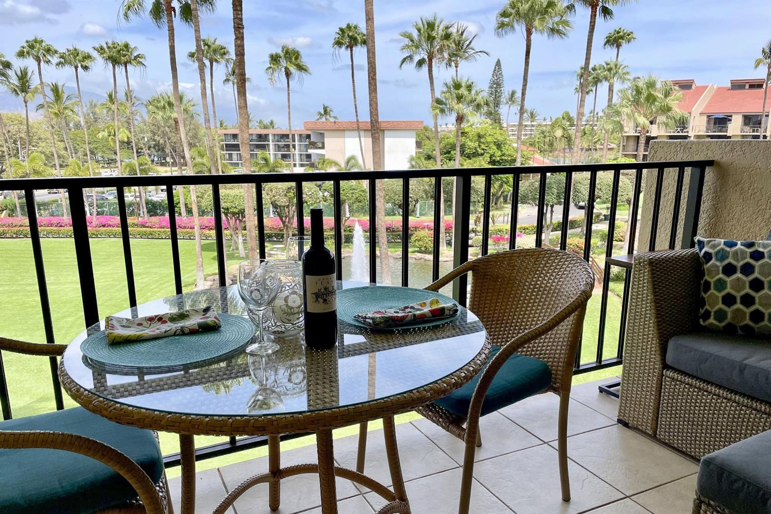 Kamaole Sands 10-307, Ocean View, Large Lanai, Twin Murphy Beds, Split-AC, Wi-Fi