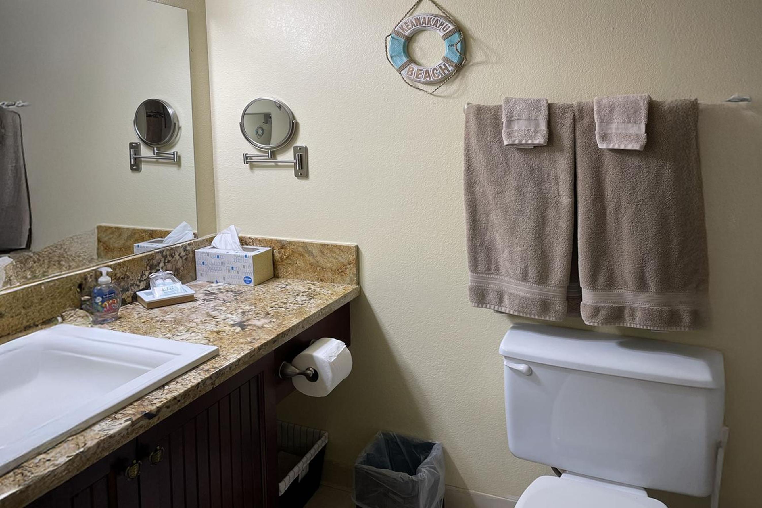 Kamaole Sands 10-307, Ocean View, Large Lanai, Twin Murphy Beds, Split-AC, Wi-Fi