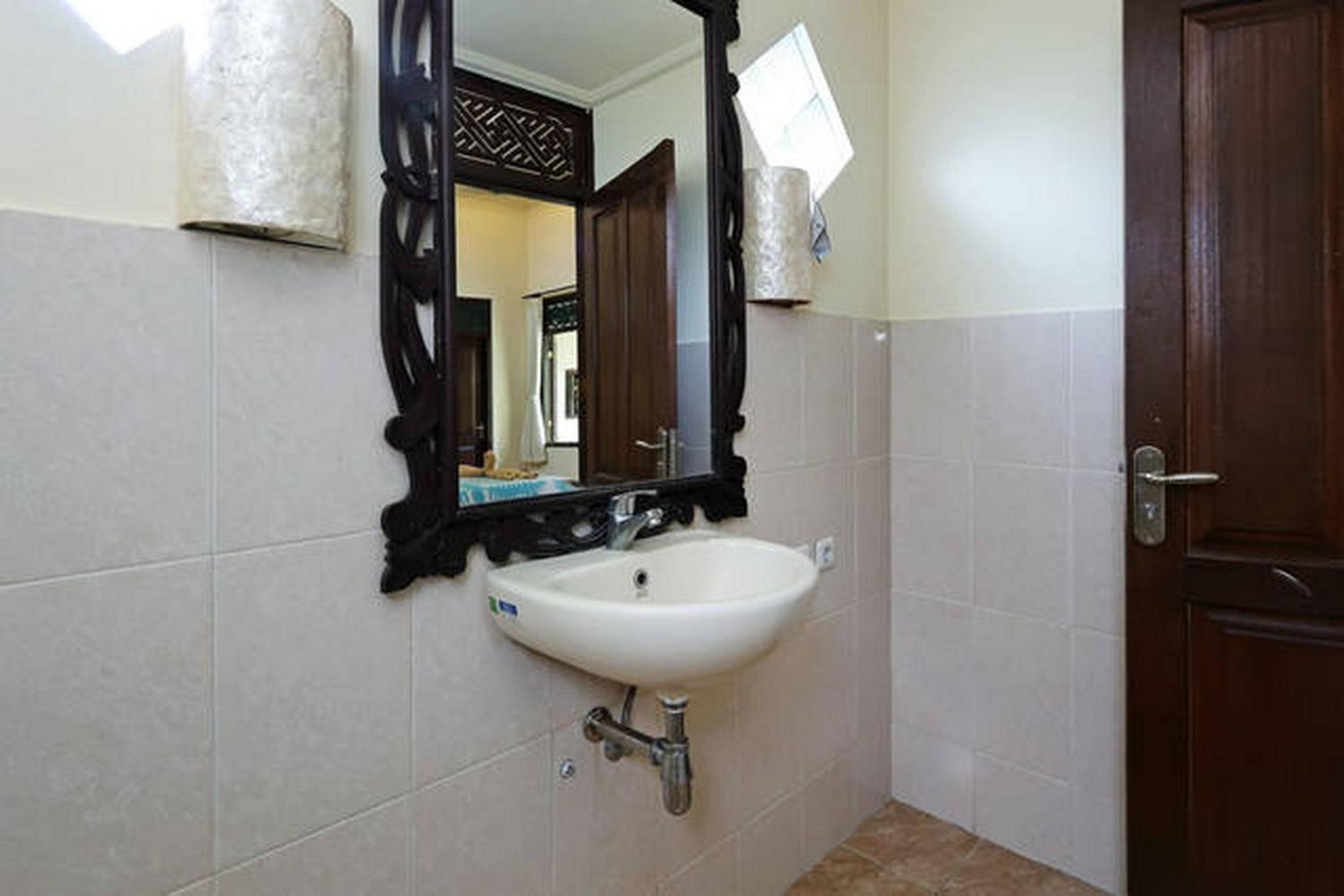 Loka Sari Guest House and Spa view 3