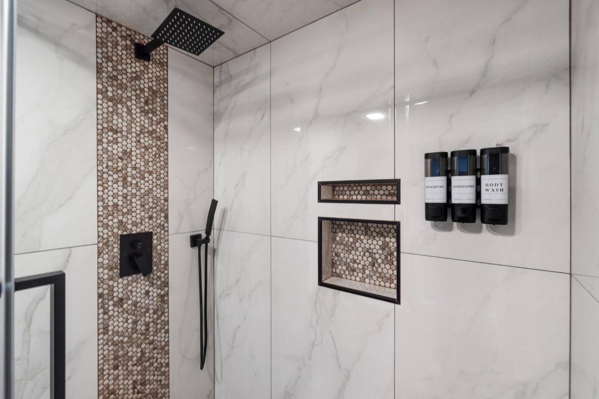 CityLine Group Stay | Near NYC | Private Parking