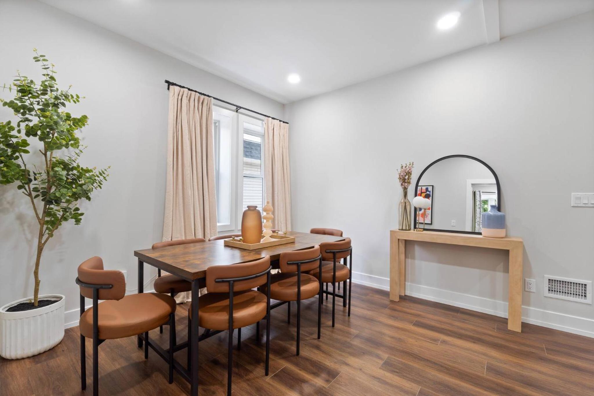 CityLine Group Stay | Near NYC | Private Parking