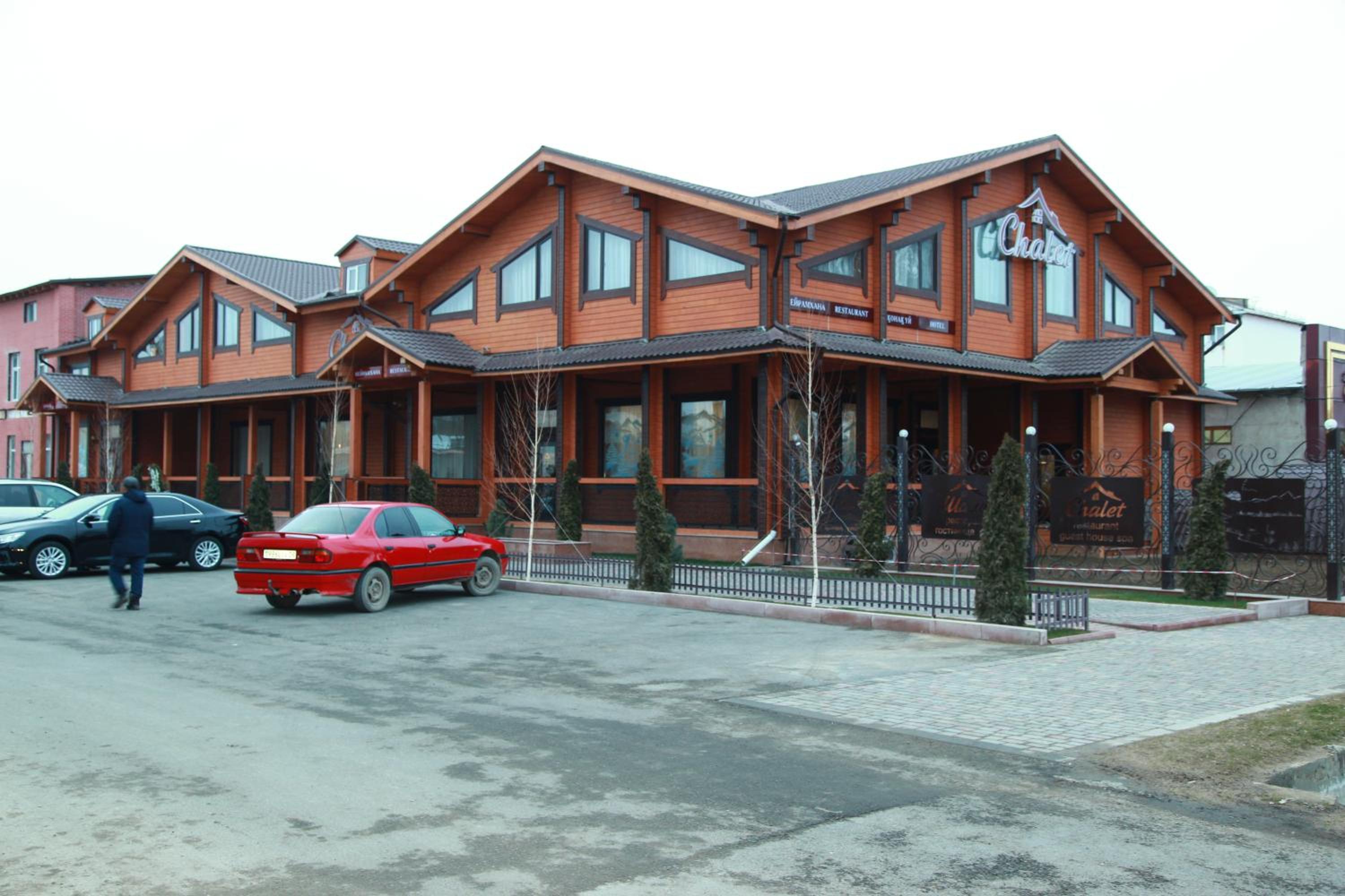 Guest House Chalet view 3