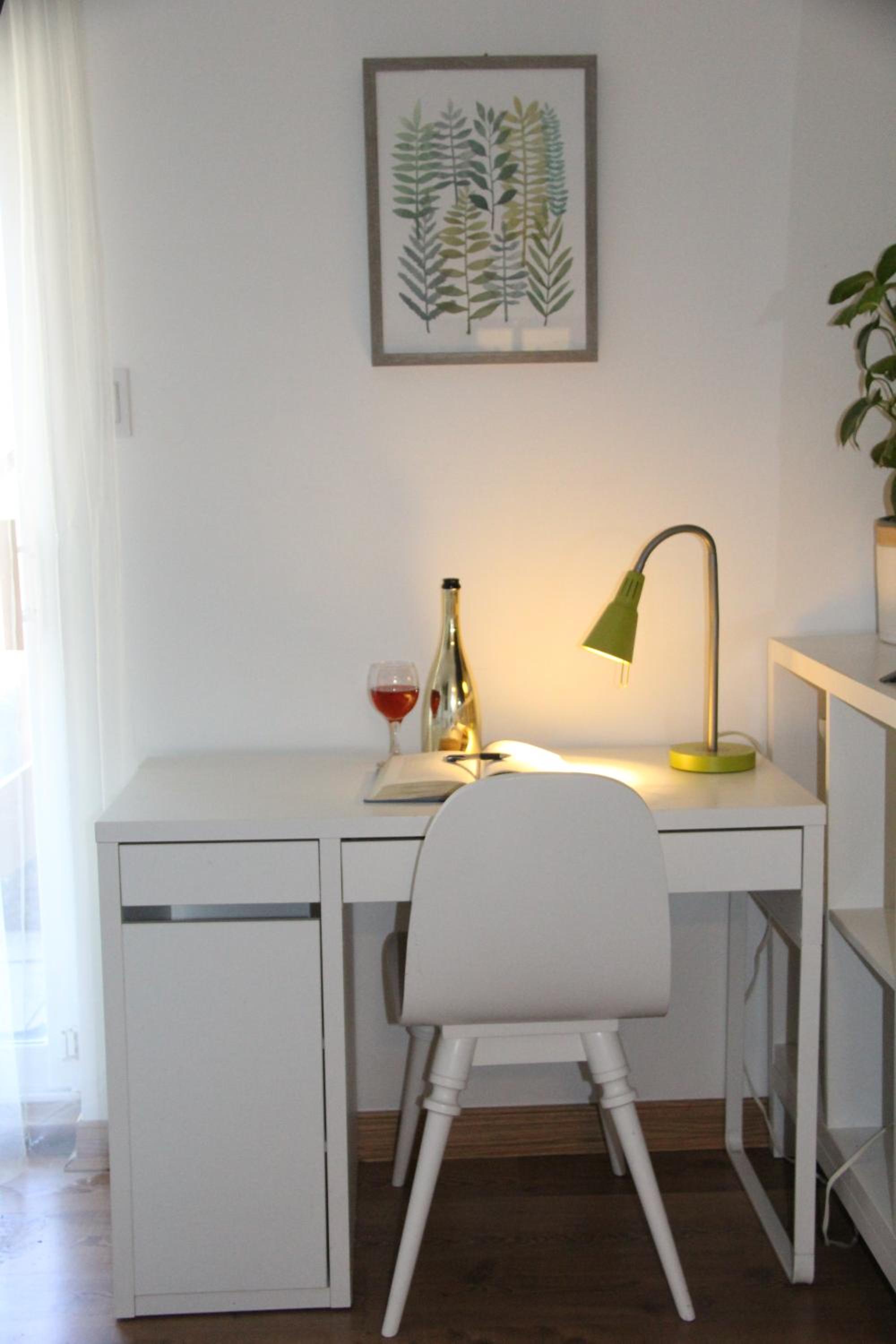 Serene Don River Nature gateway- 2BR suite, Private Patio, Free Parking