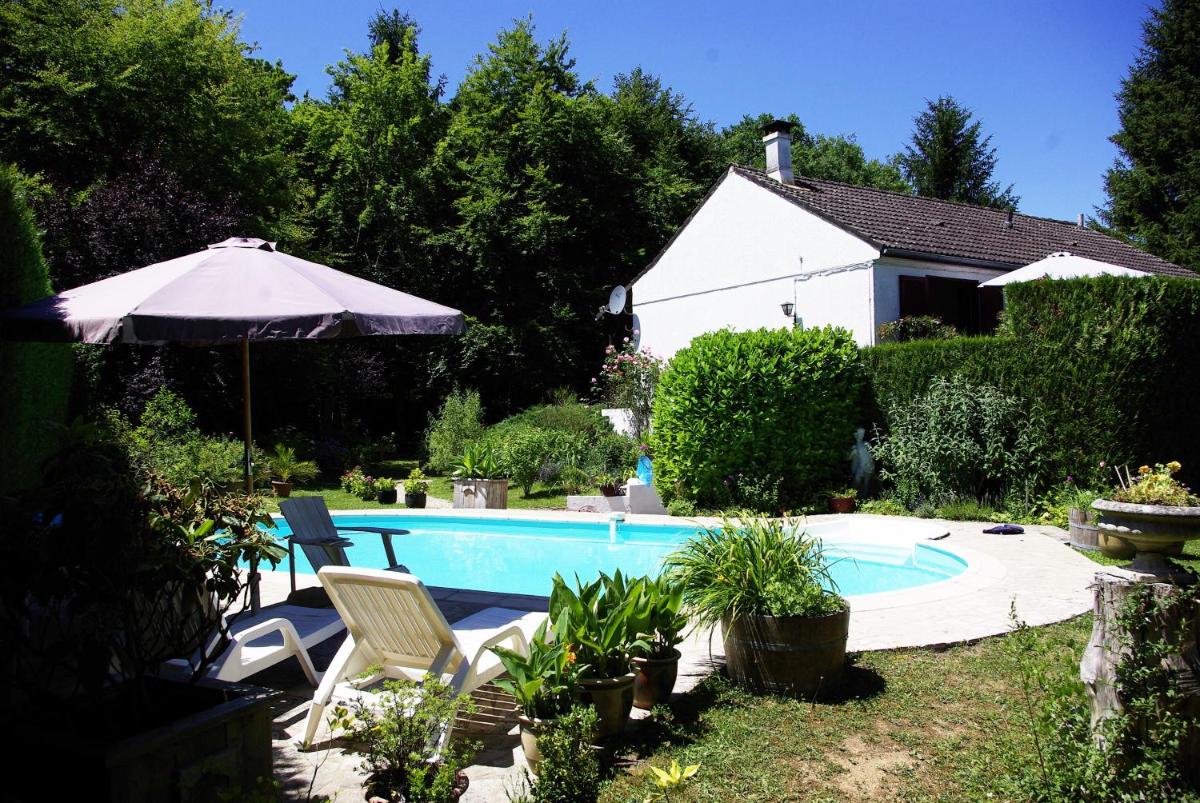 vakantiewoning Thury view 2