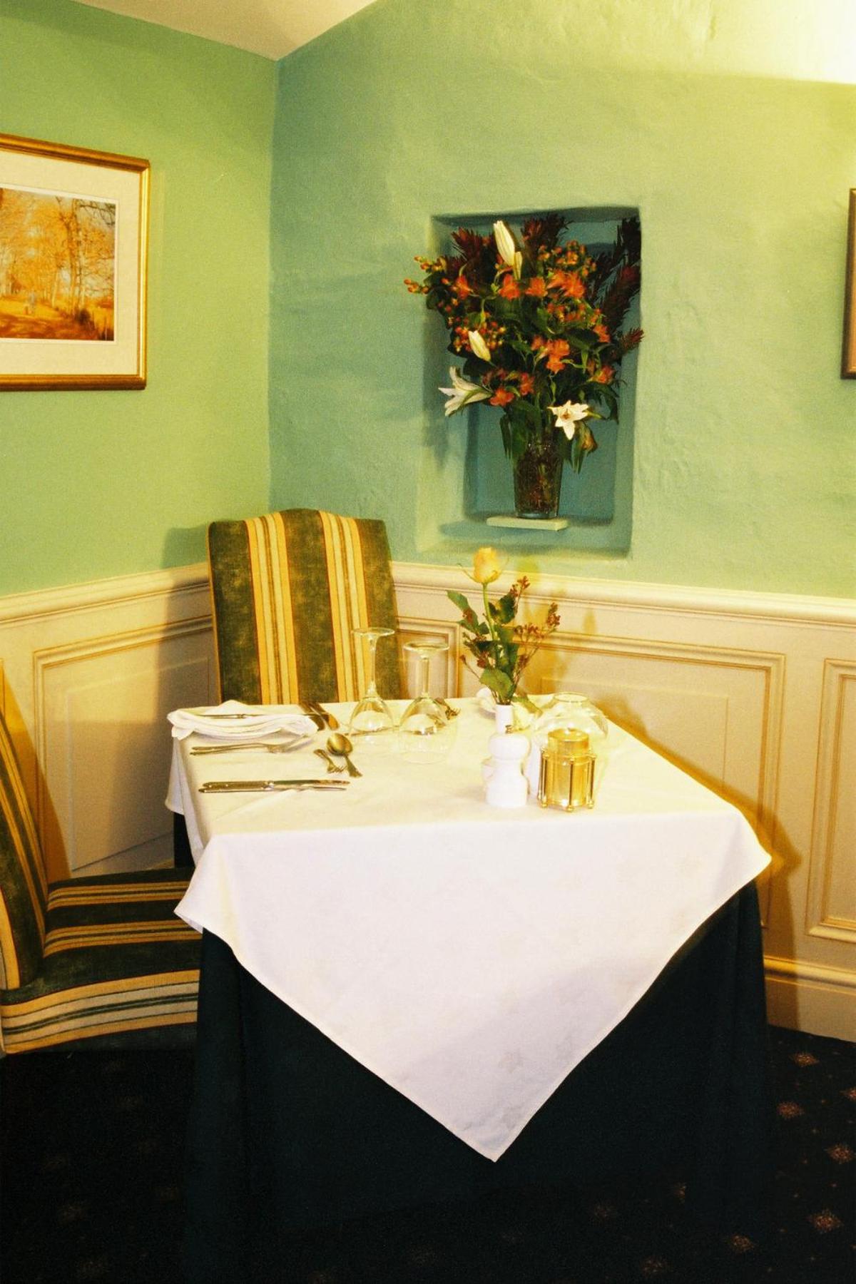 Bishopsgate House Hotel