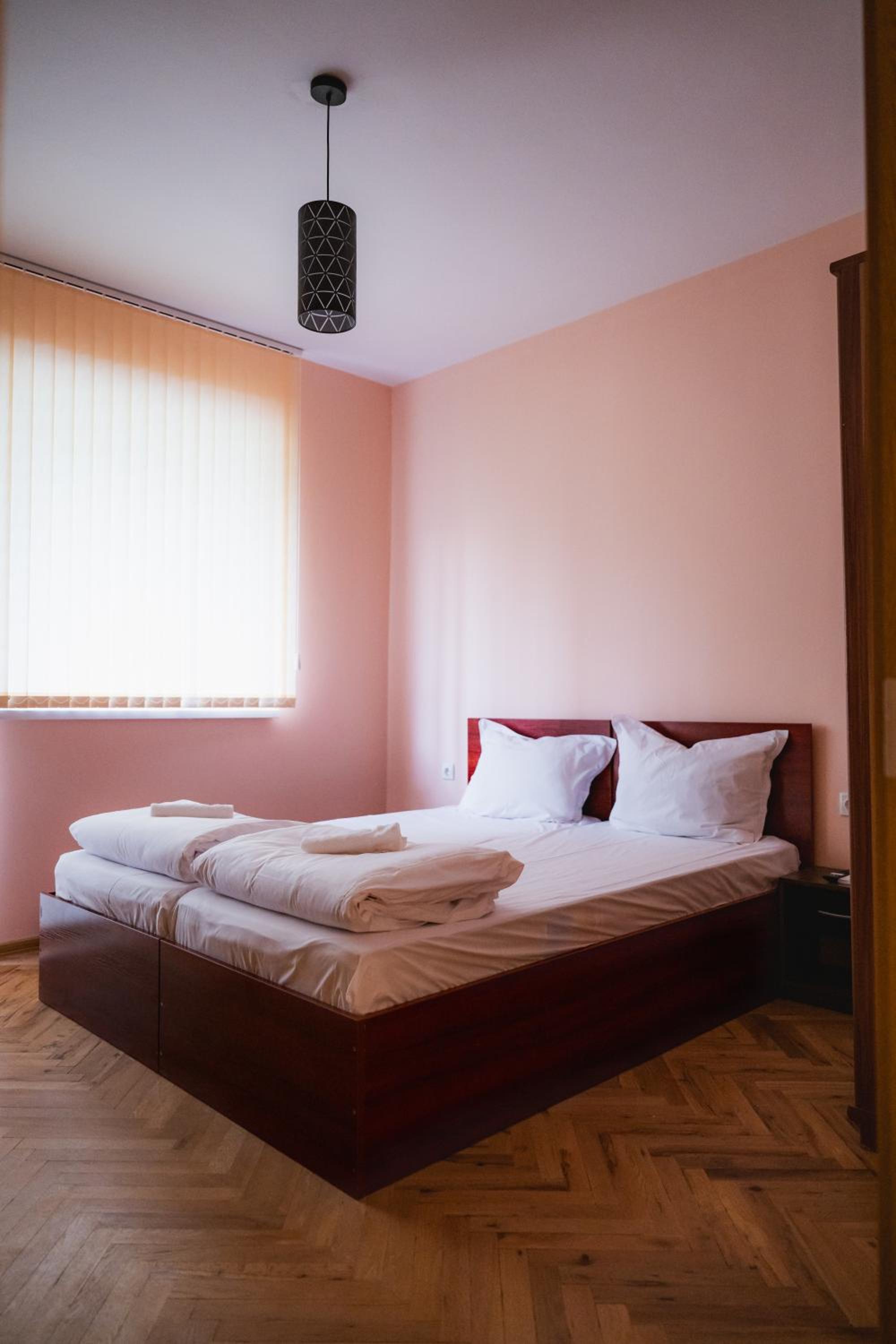 2BR Apartment Dobrevi