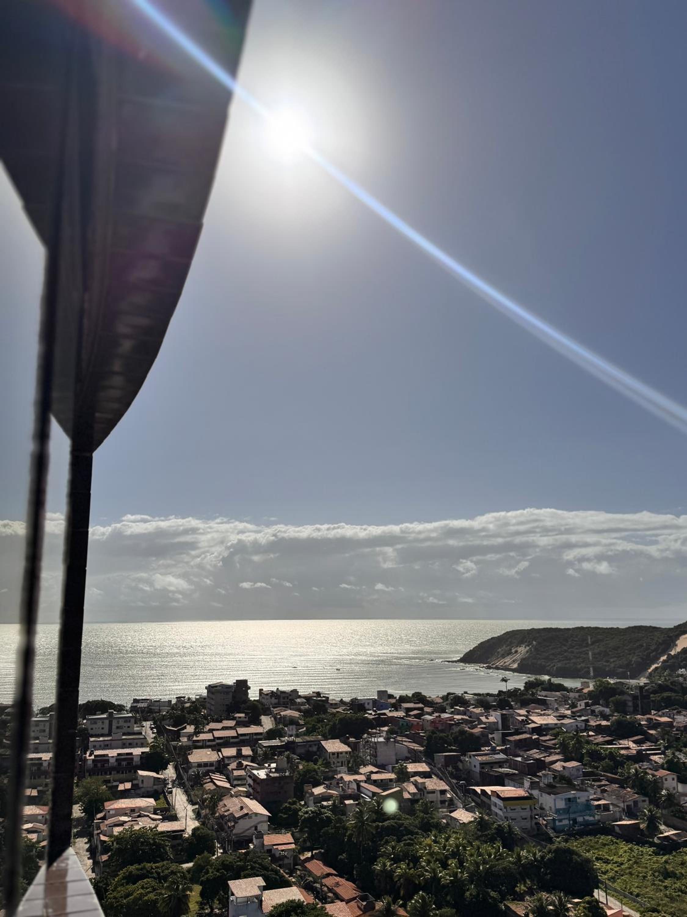 Porto Tropical Residence - 16º andar com varanda e quartos para o Mar, morro do careca e dunas