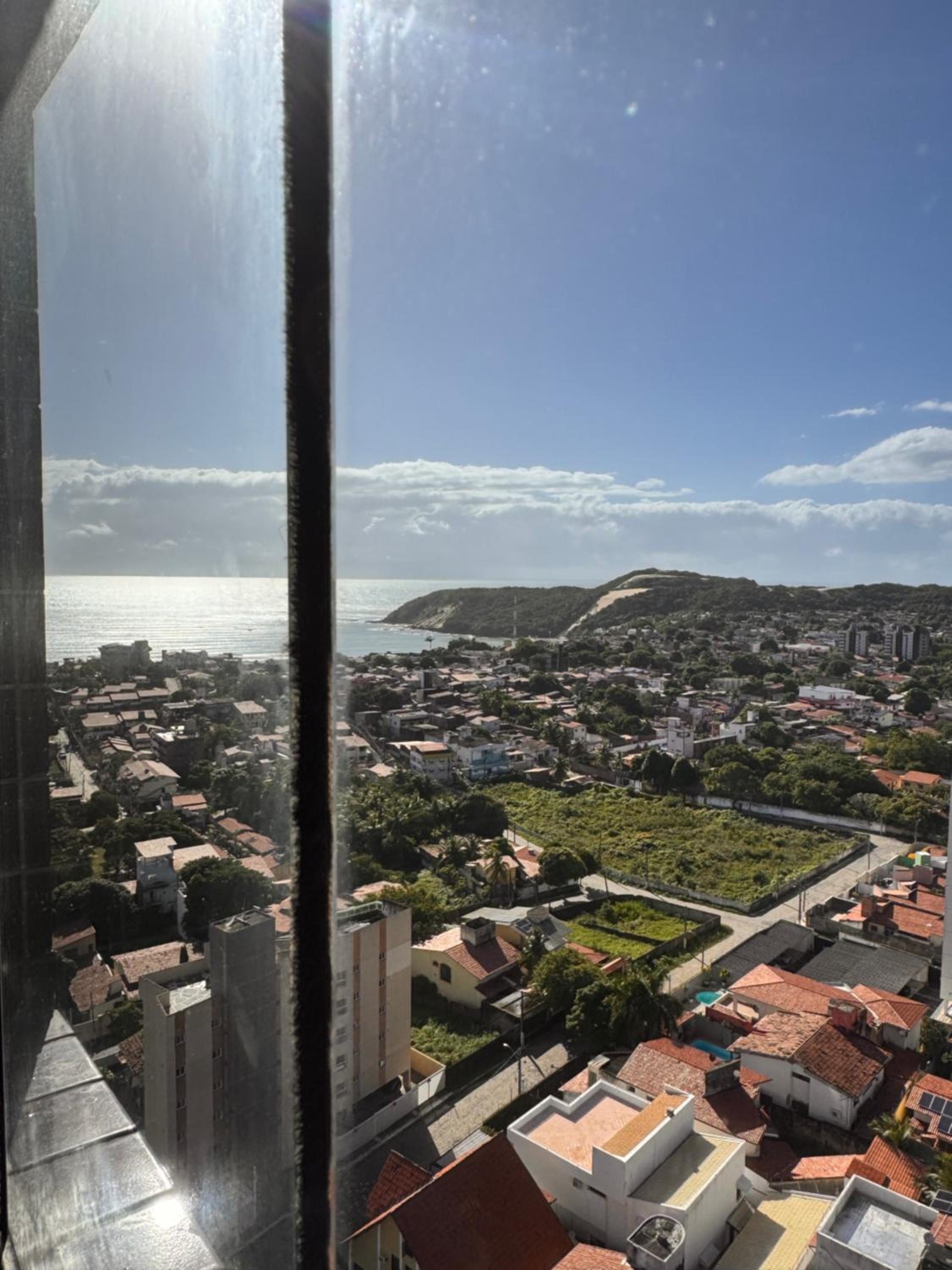 Porto Tropical Residence - 16º andar com varanda e quartos para o Mar, morro do careca e dunas