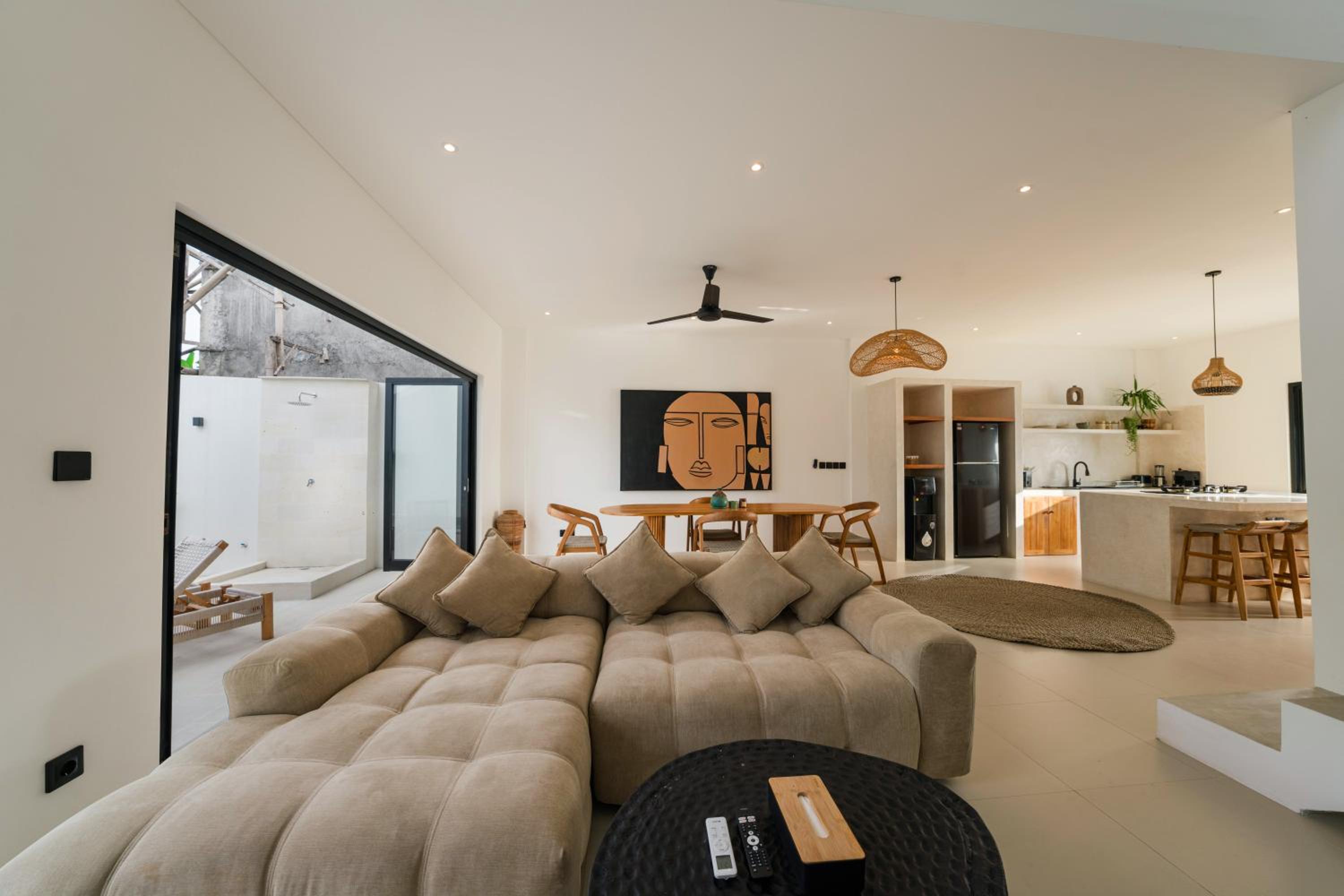 Villa Aura - Spacious 1BR Private Pool Luxury Villa