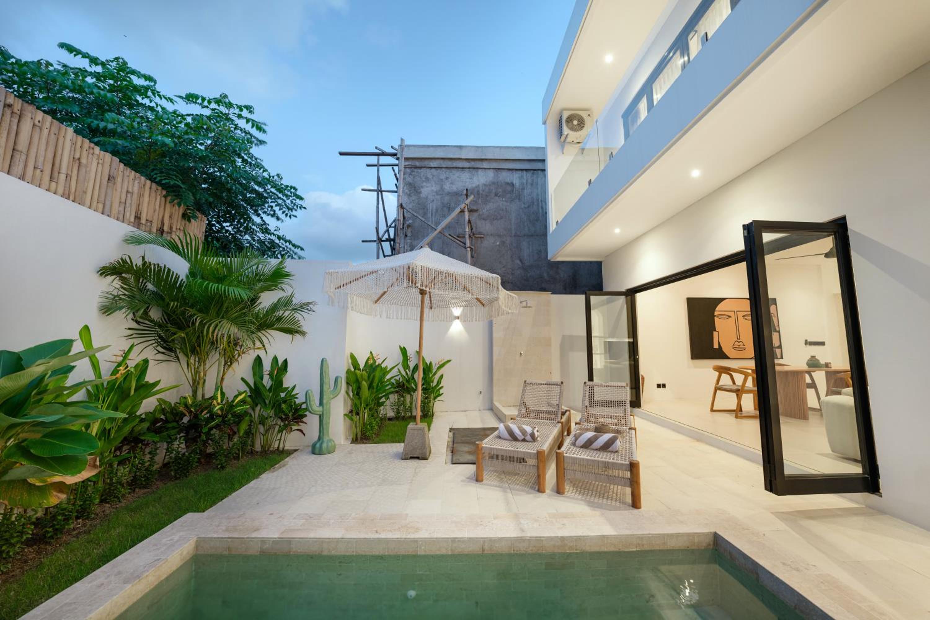 Villa Aura - Spacious 1BR Private Pool Luxury Villa