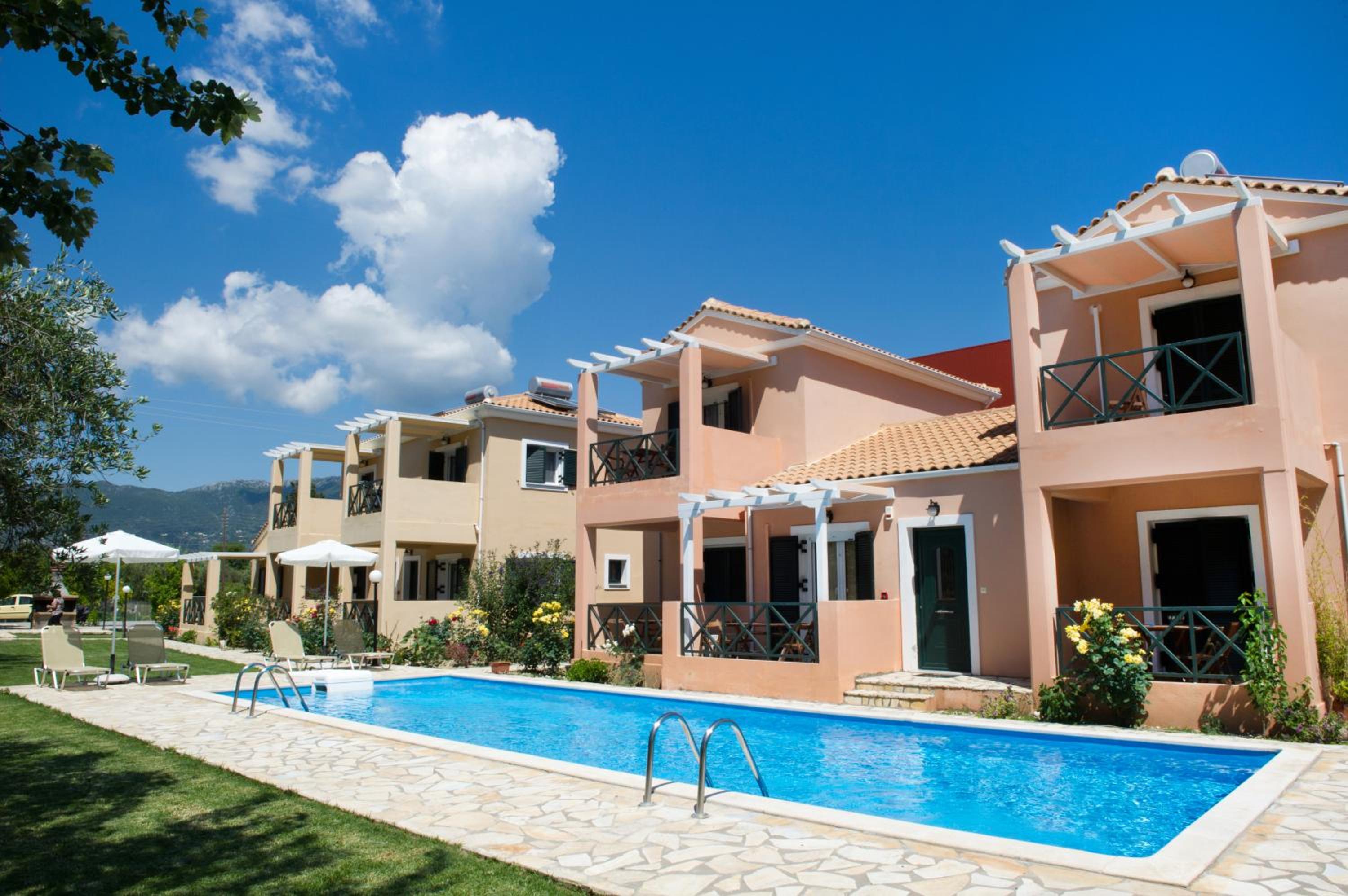 Heliotropia Houses view 2