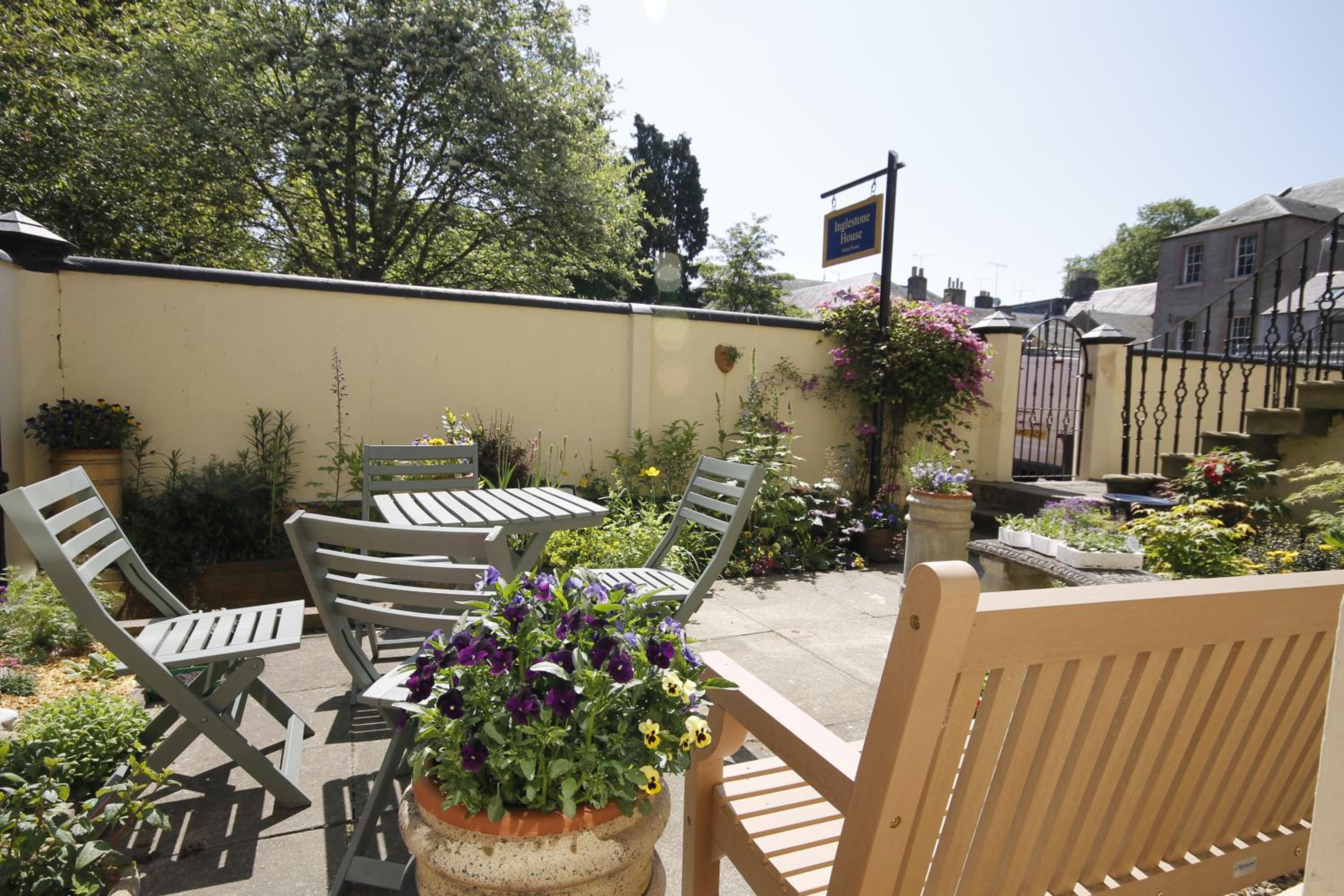 Inglestone House Guest House