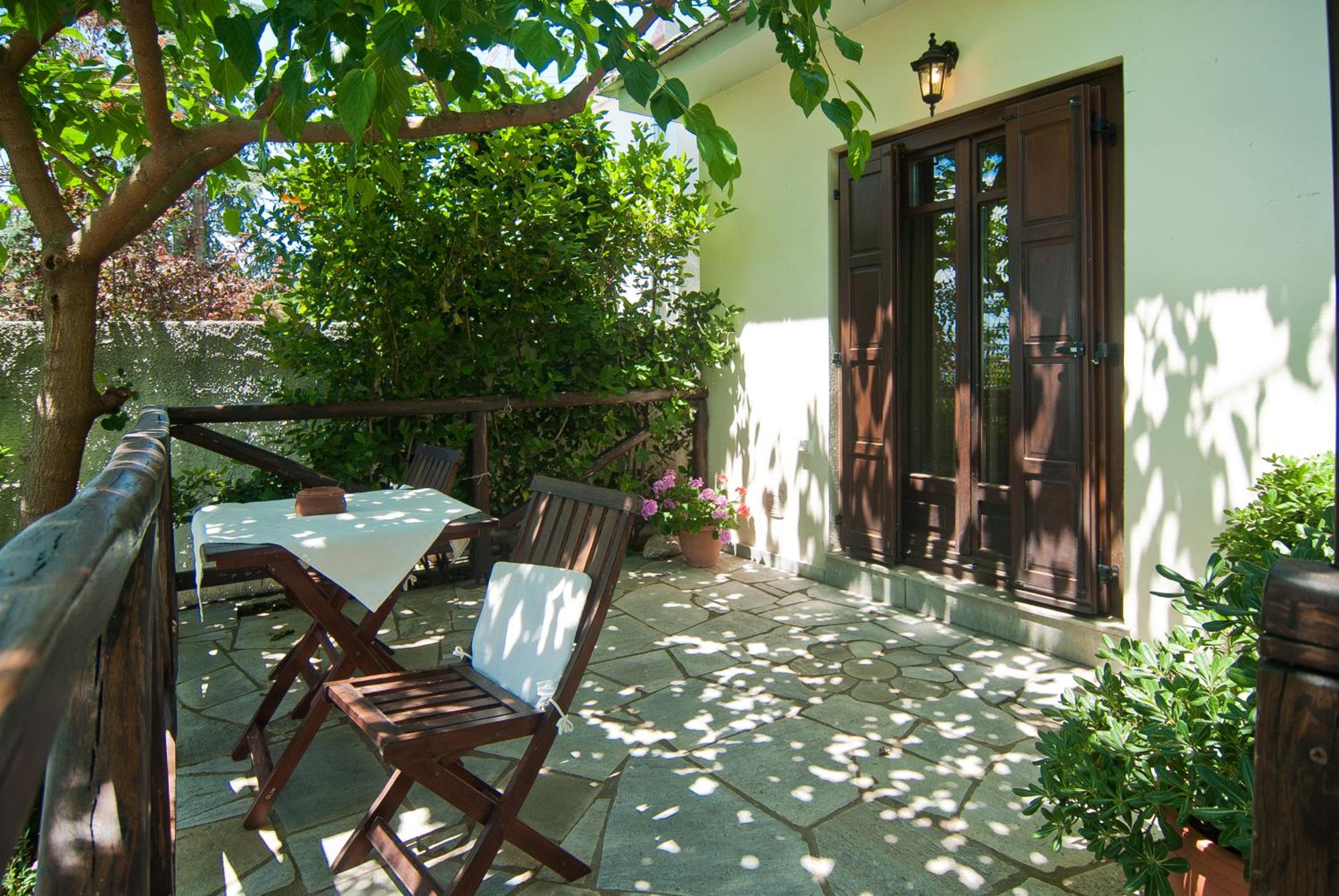 Iliovolo Guesthouse