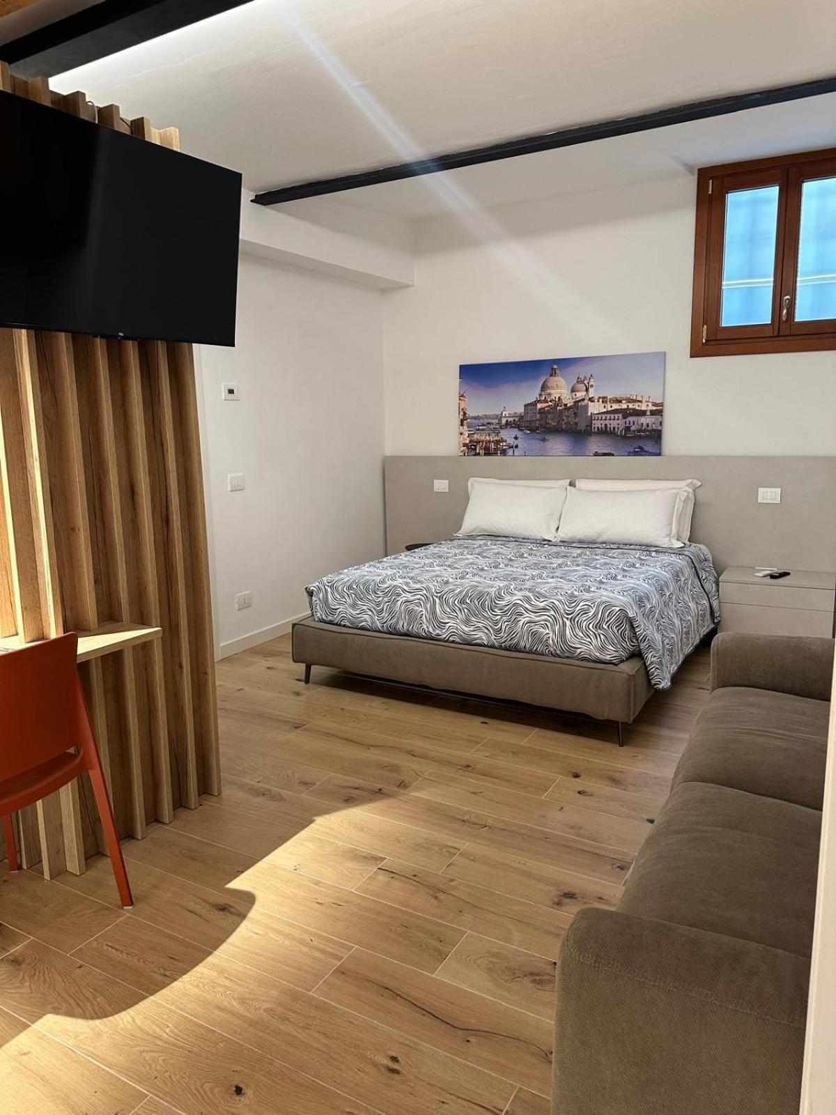 Levante House
