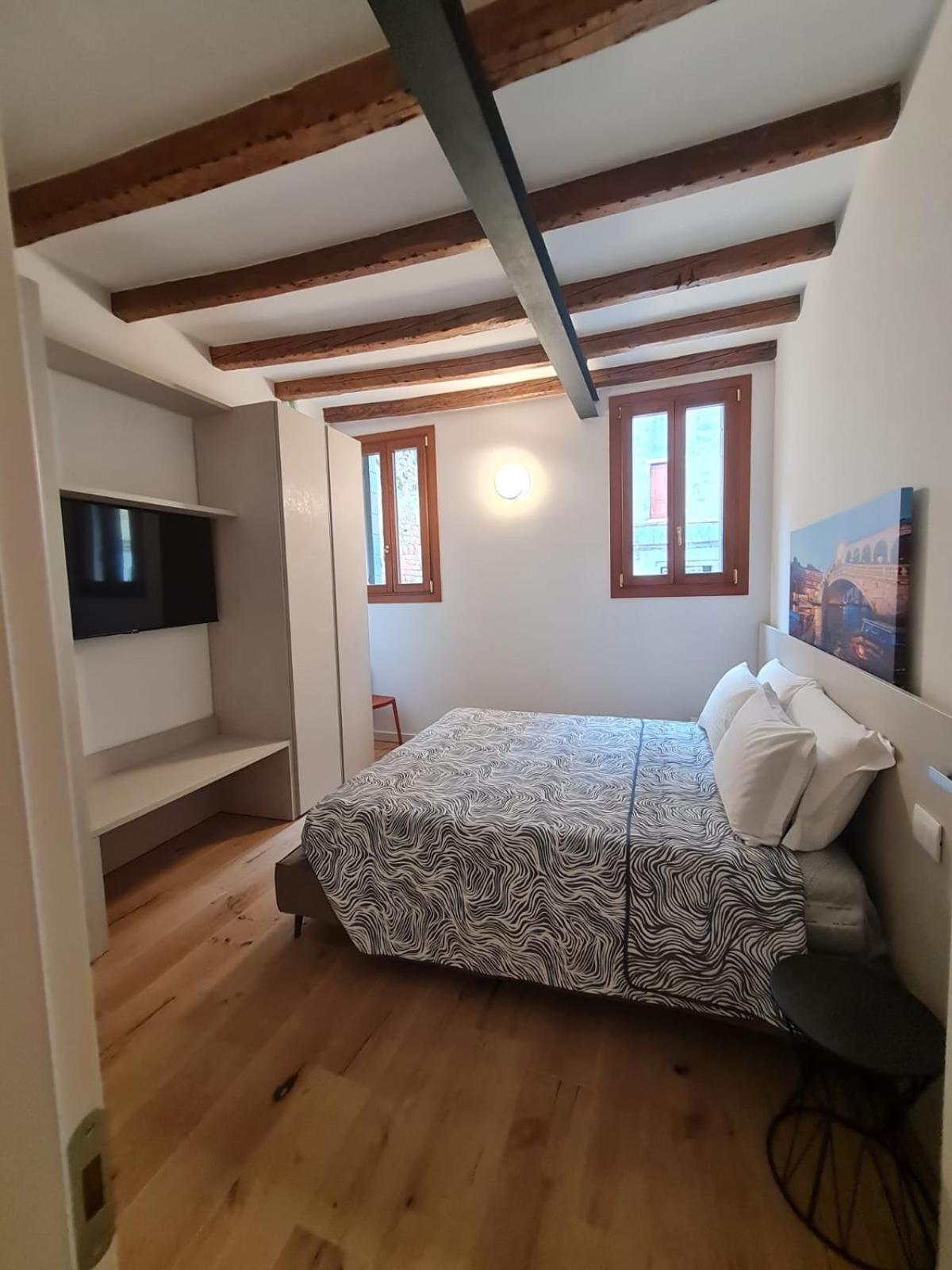 Levante House