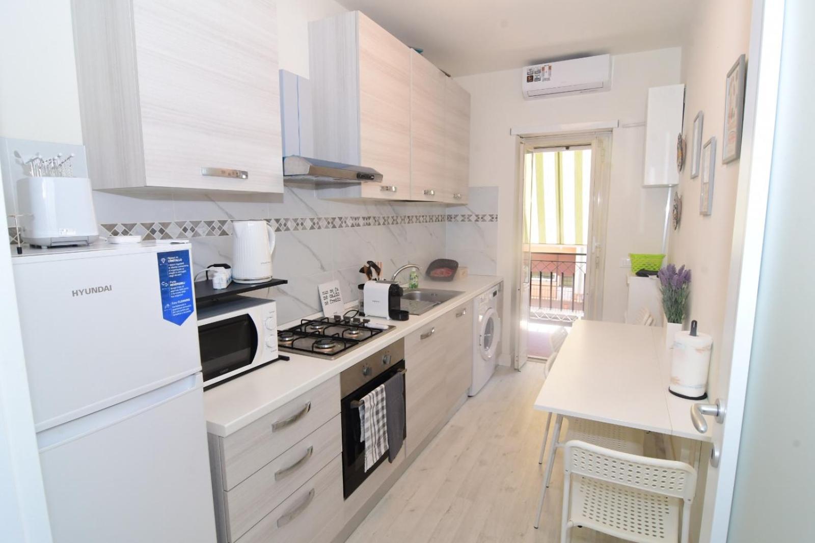 Roma Metro Apartment