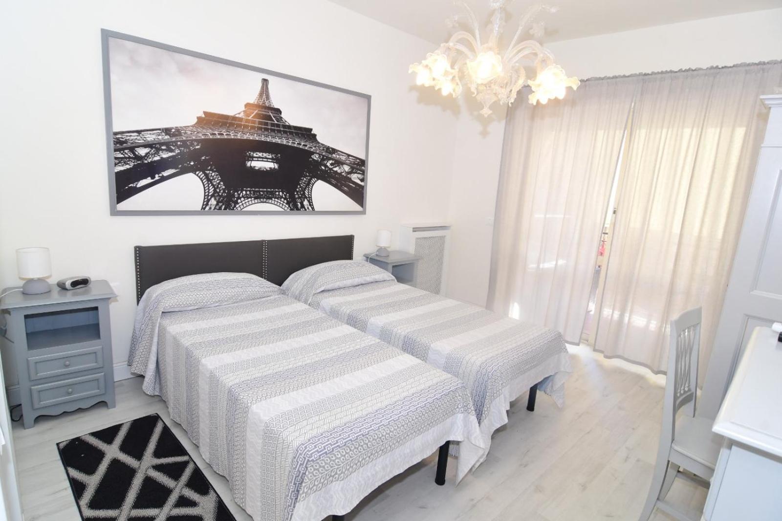 Roma Metro Apartment