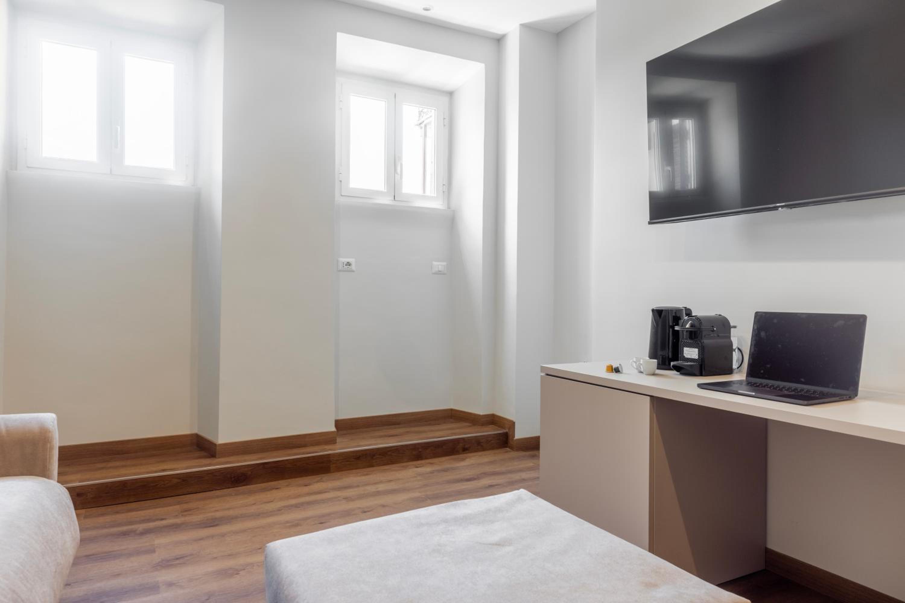 Vatican Pertusa Luxury Suites by Quinto Piano