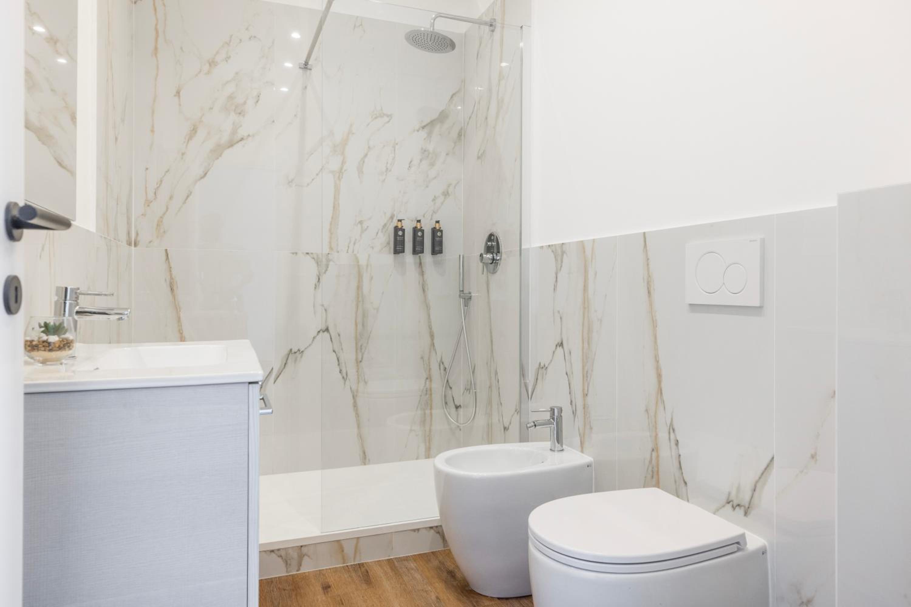 Vatican Pertusa Luxury Suites by Quinto Piano