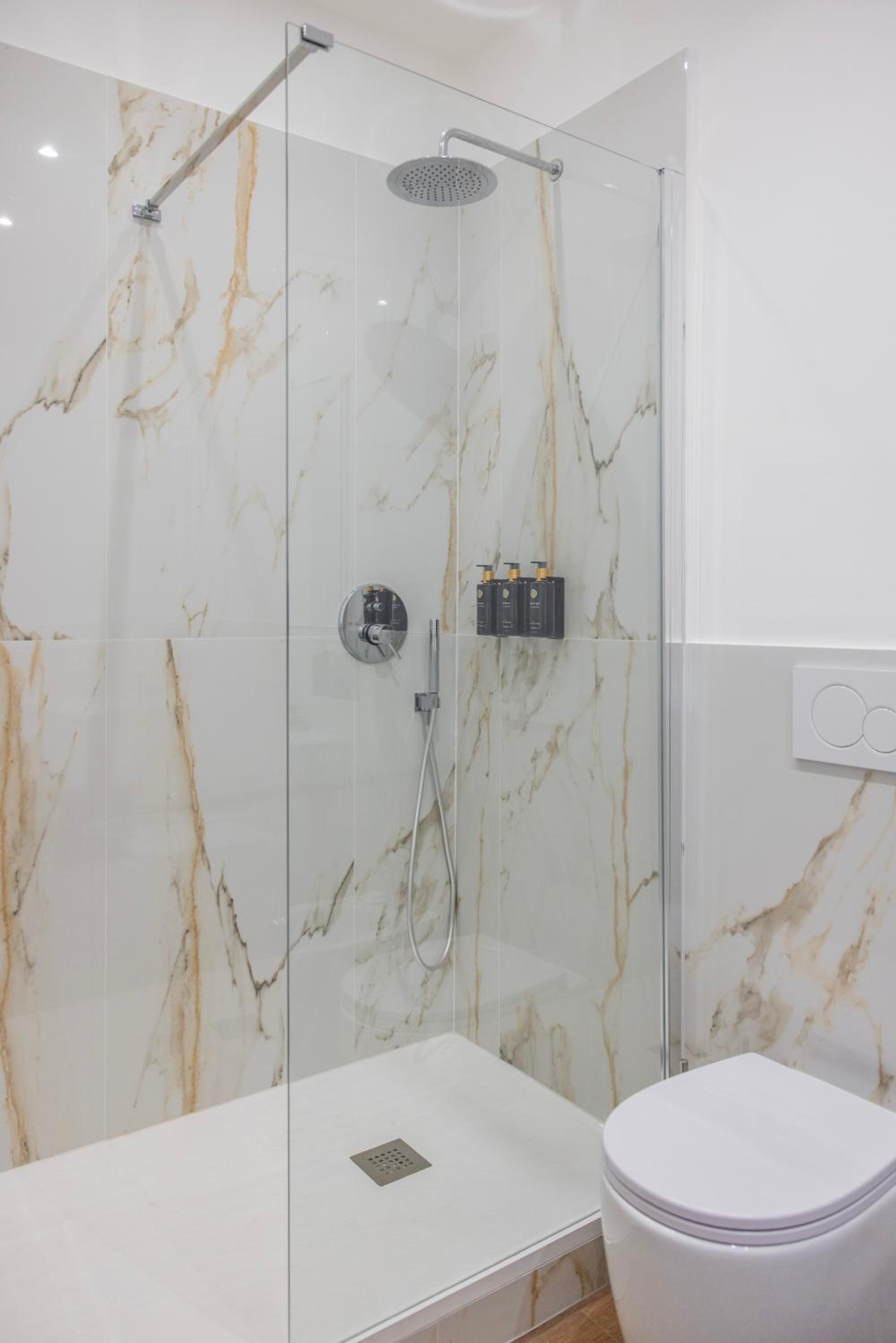 Vatican Pertusa Luxury Suites by Quinto Piano